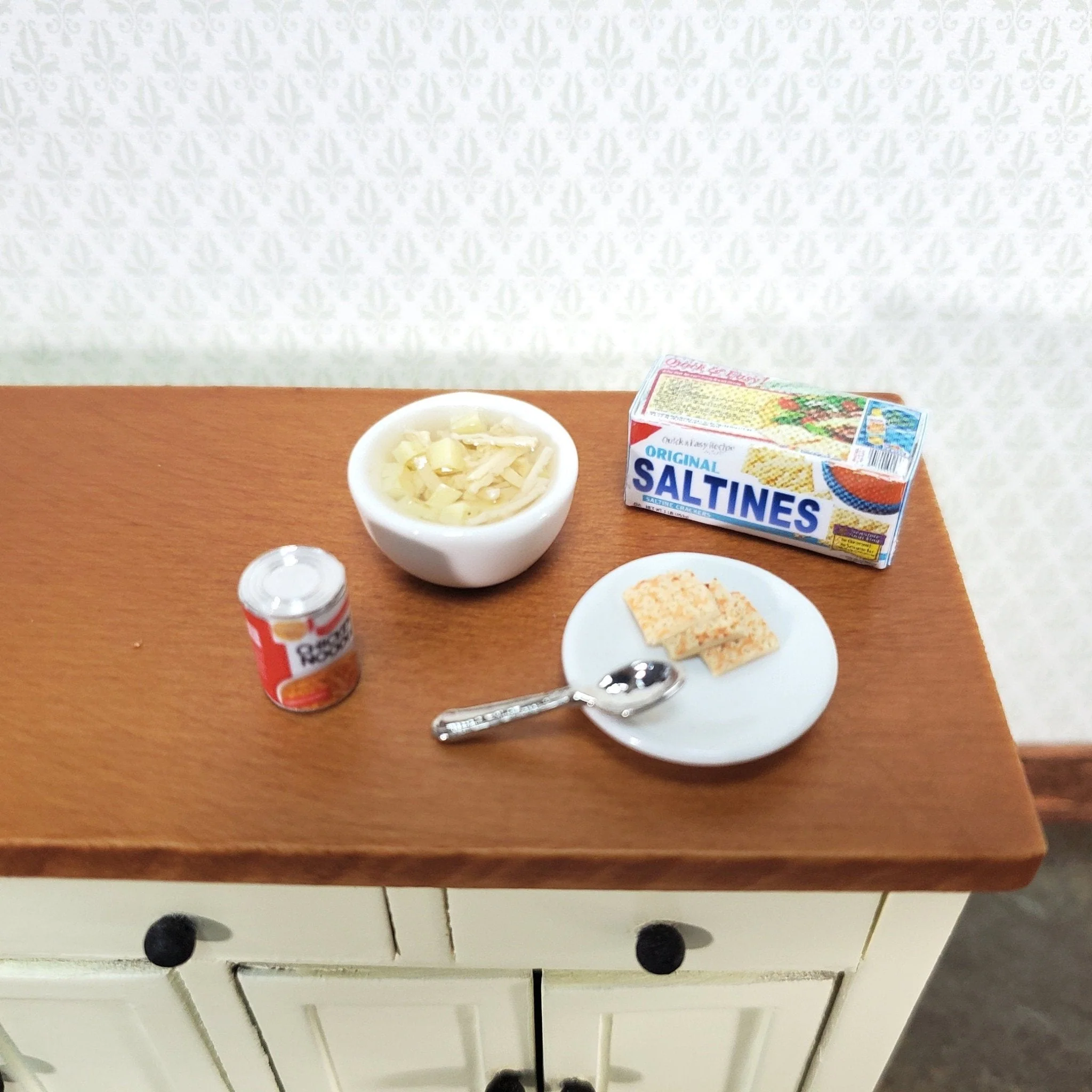 Dollhouse Food Chicken Noodle Soup Crackers Can Spoon 1:12 Scale Miniature - Image 2
