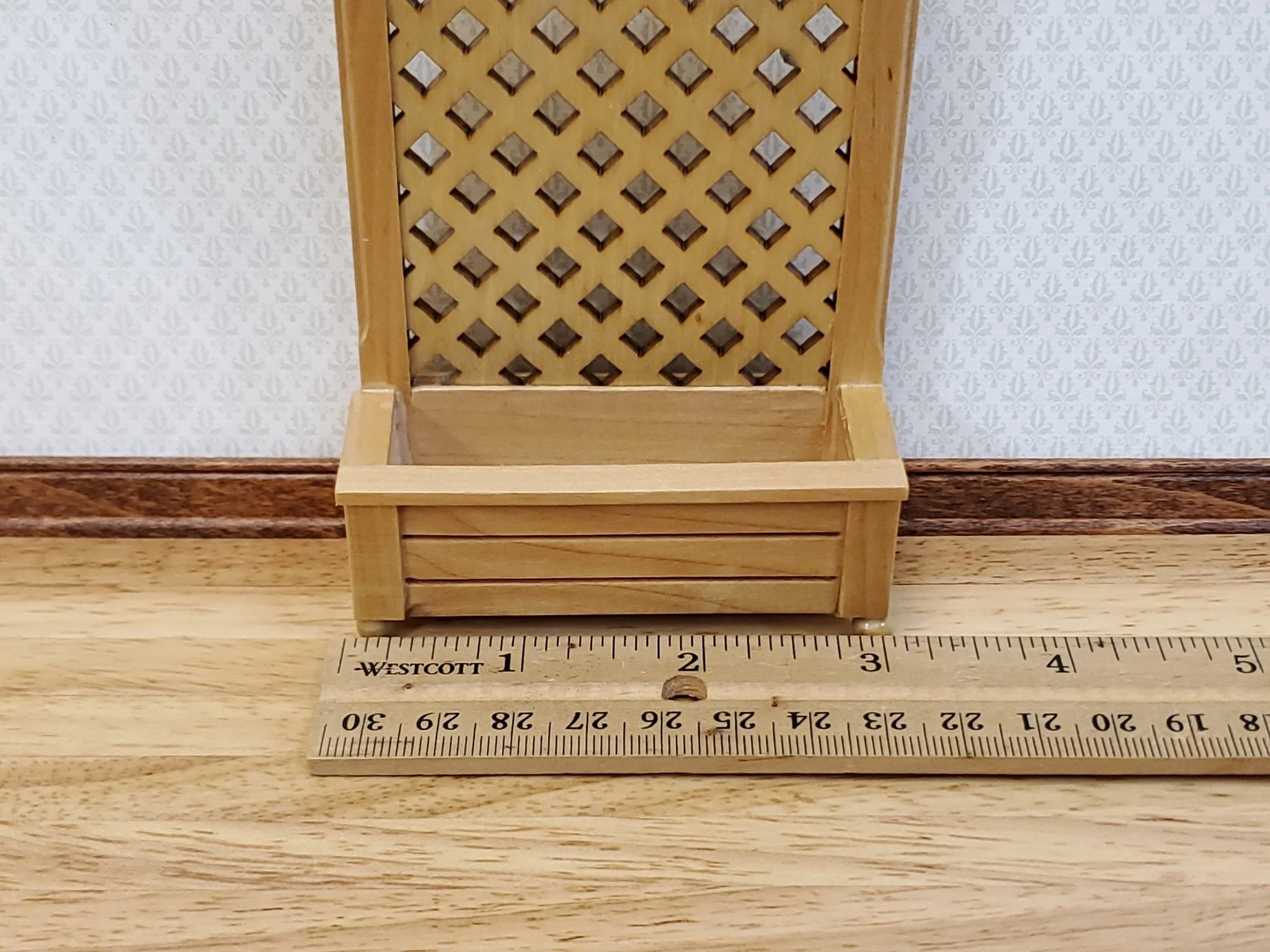 Dollhouse Garden Trellis with Flower Box Light Oak Finish 1:12 Scale Miniature - Image 5