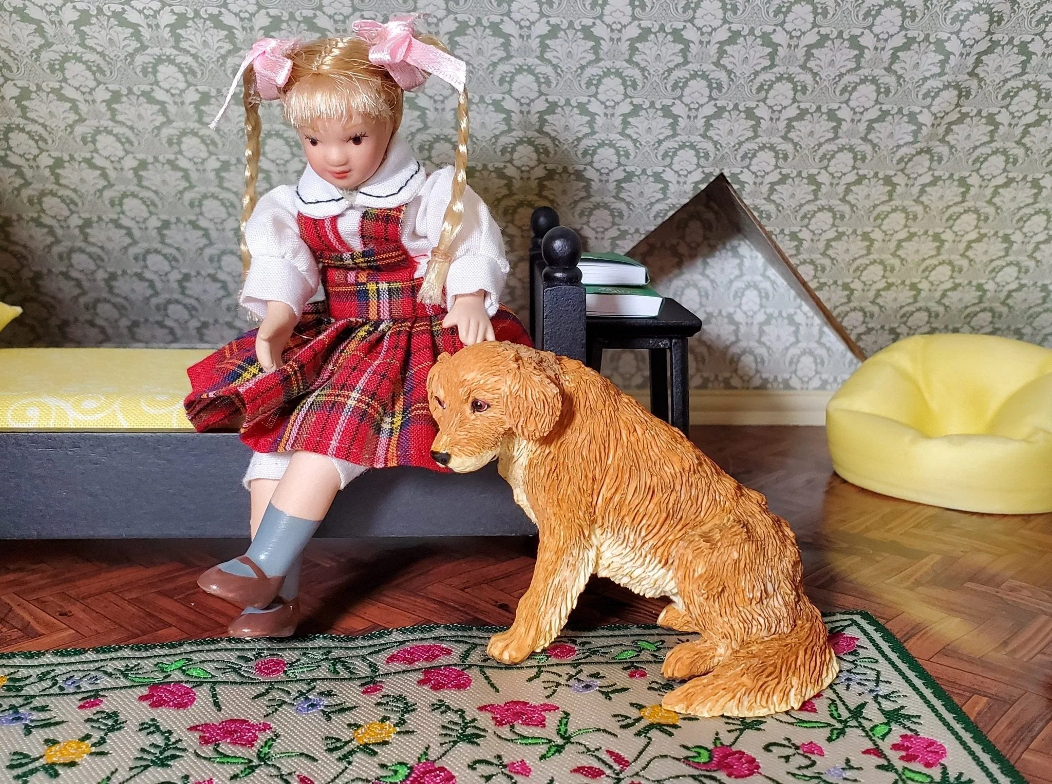 Dollhouse Golden Retriever Dog Pet 1:12 Scale Miniature Animal - Image 3