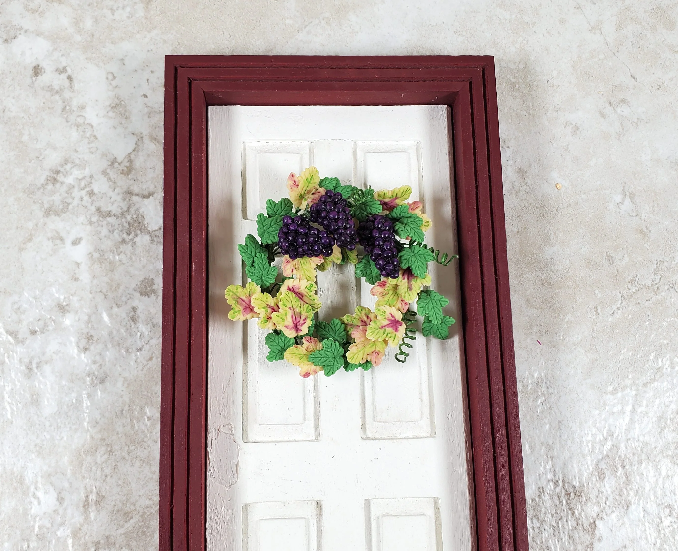 Dollhouse Grapevine Wreath with Purple Grapes 1:12 Scale Miniature - Image 2