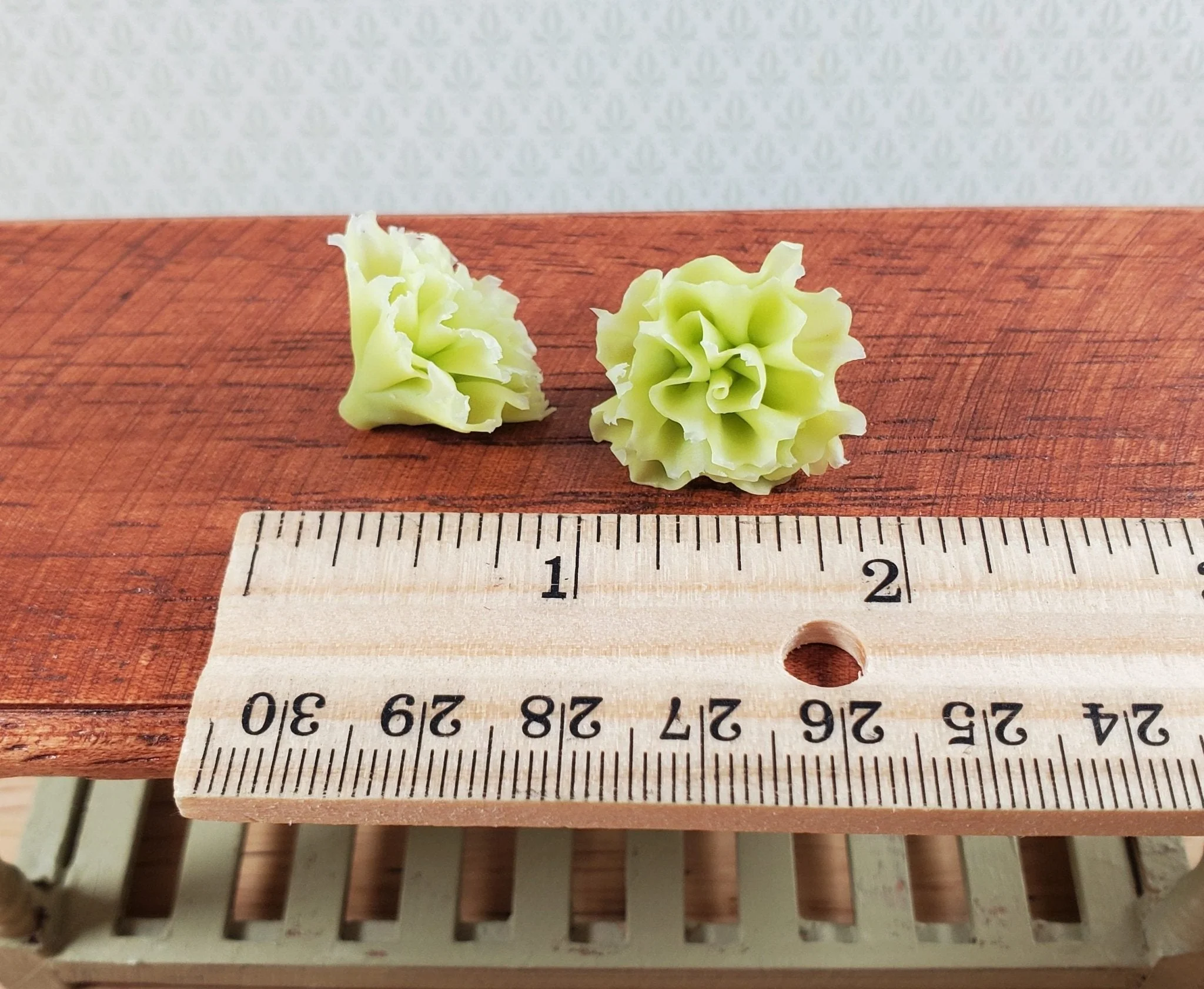 Dollhouse Green Leaf Lettuce 2 Heads 1:12 Scale Miniature Kitchen Groceries - Image 3