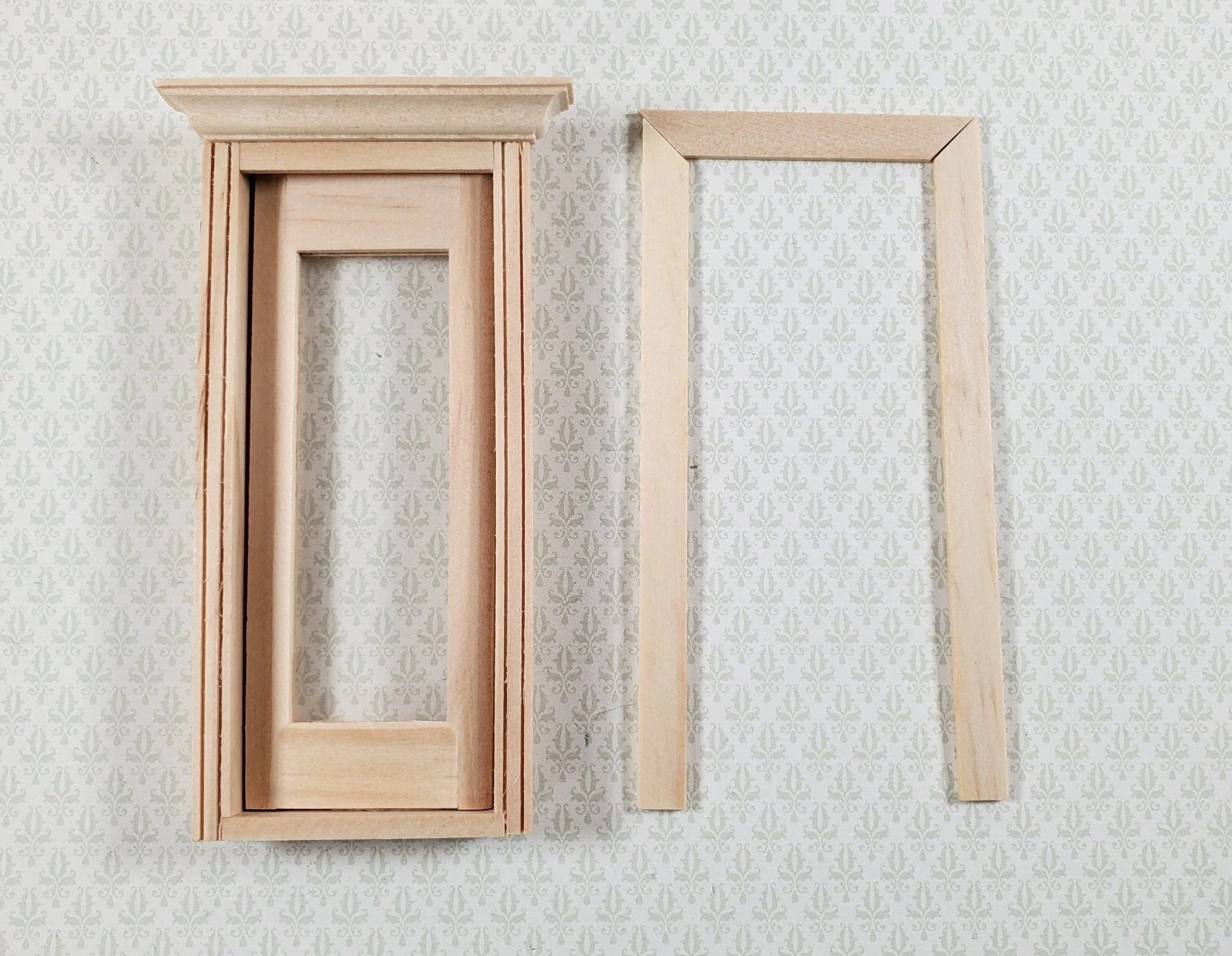 Dollhouse HALF SCALE 1:24 Door with "Glass" Insert HWH6033 Houseworks