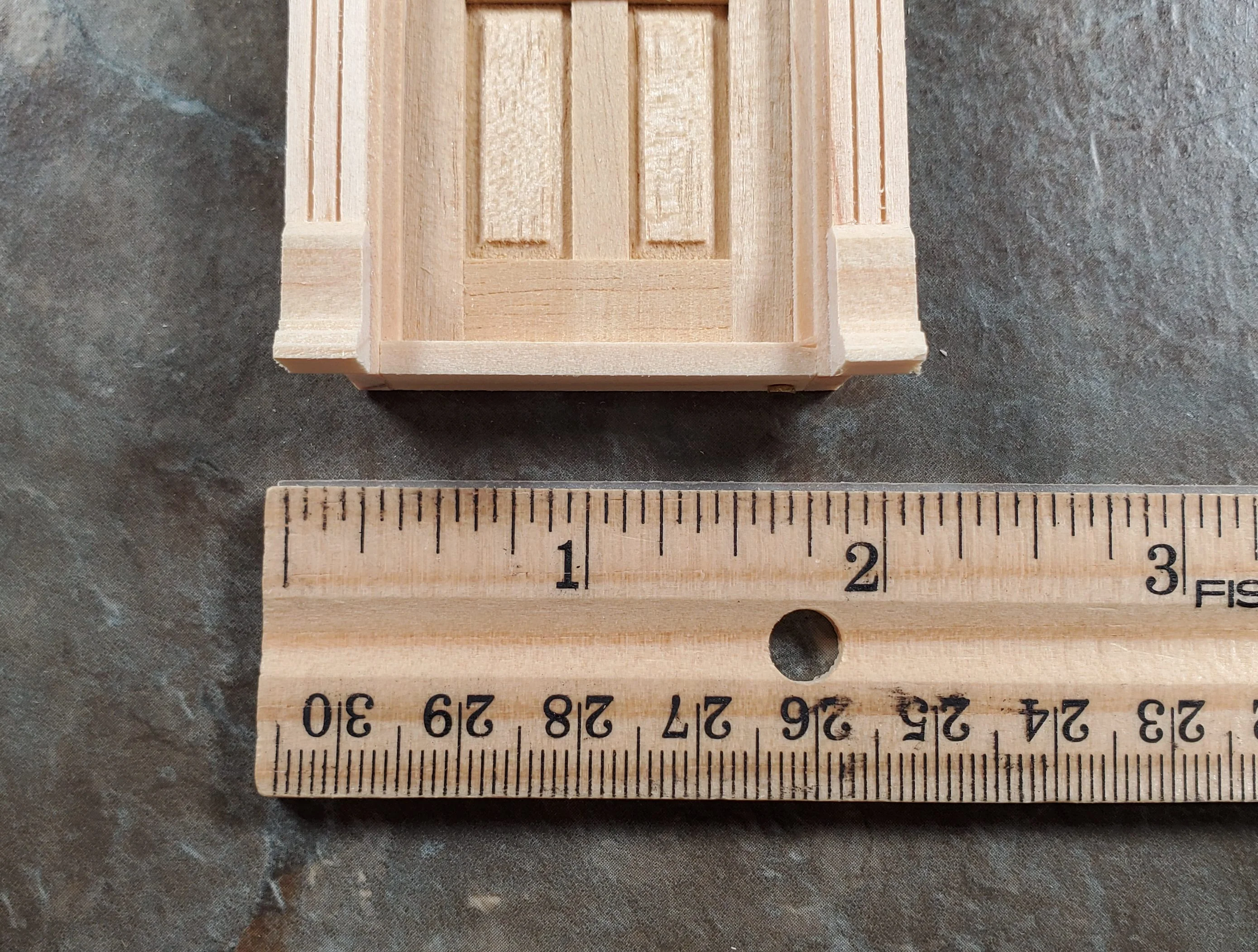 Dollhouse HALF SCALE 1:24 Exterior Yorktown Door Wood HWH6014 Houseworks - Image 6