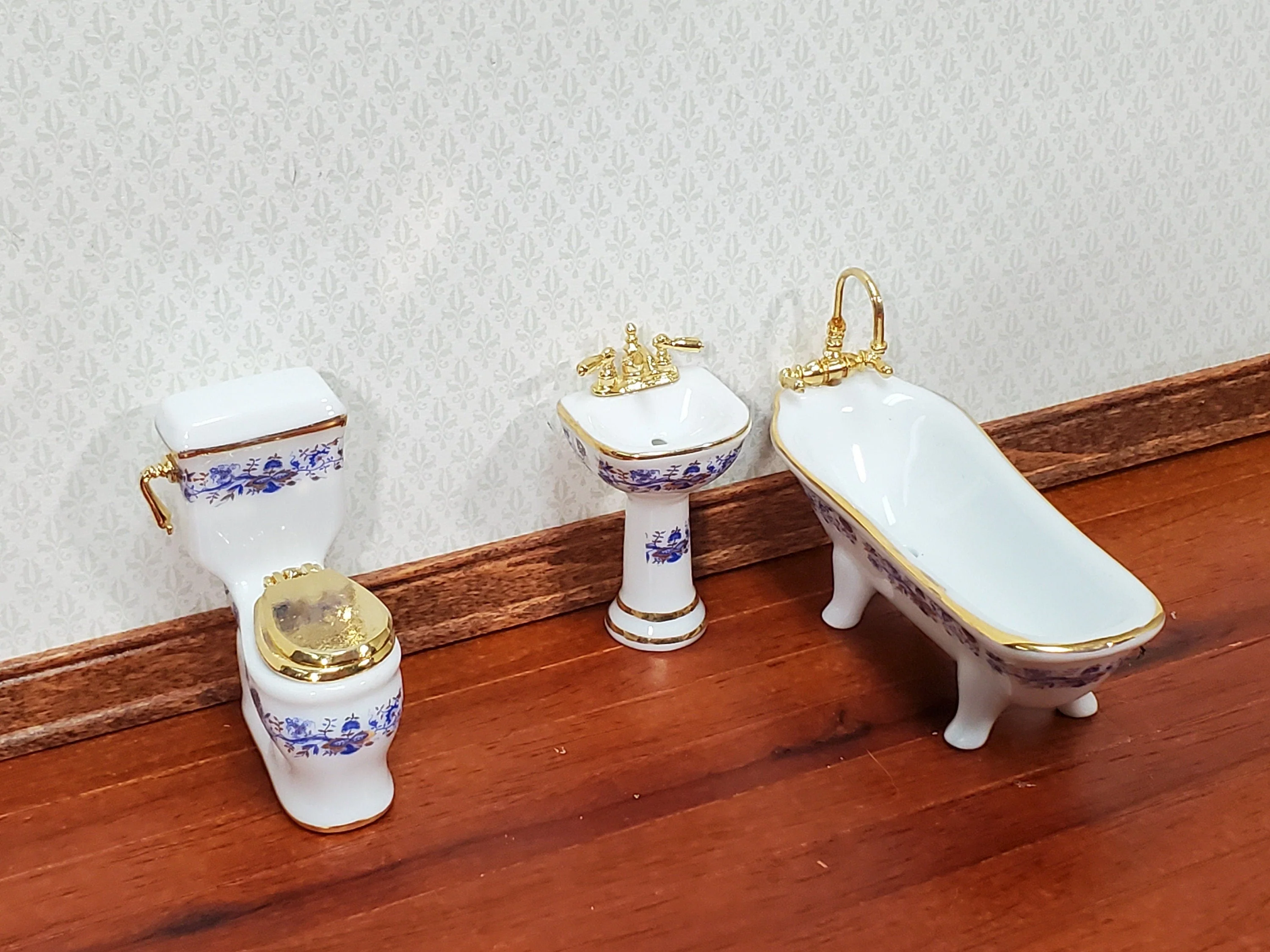 Dollhouse HALF SCALE Bathroom Set Reutter Porcelain Tub Toilet Sink 1:24 Miniatures Blue & Gold - Image 2