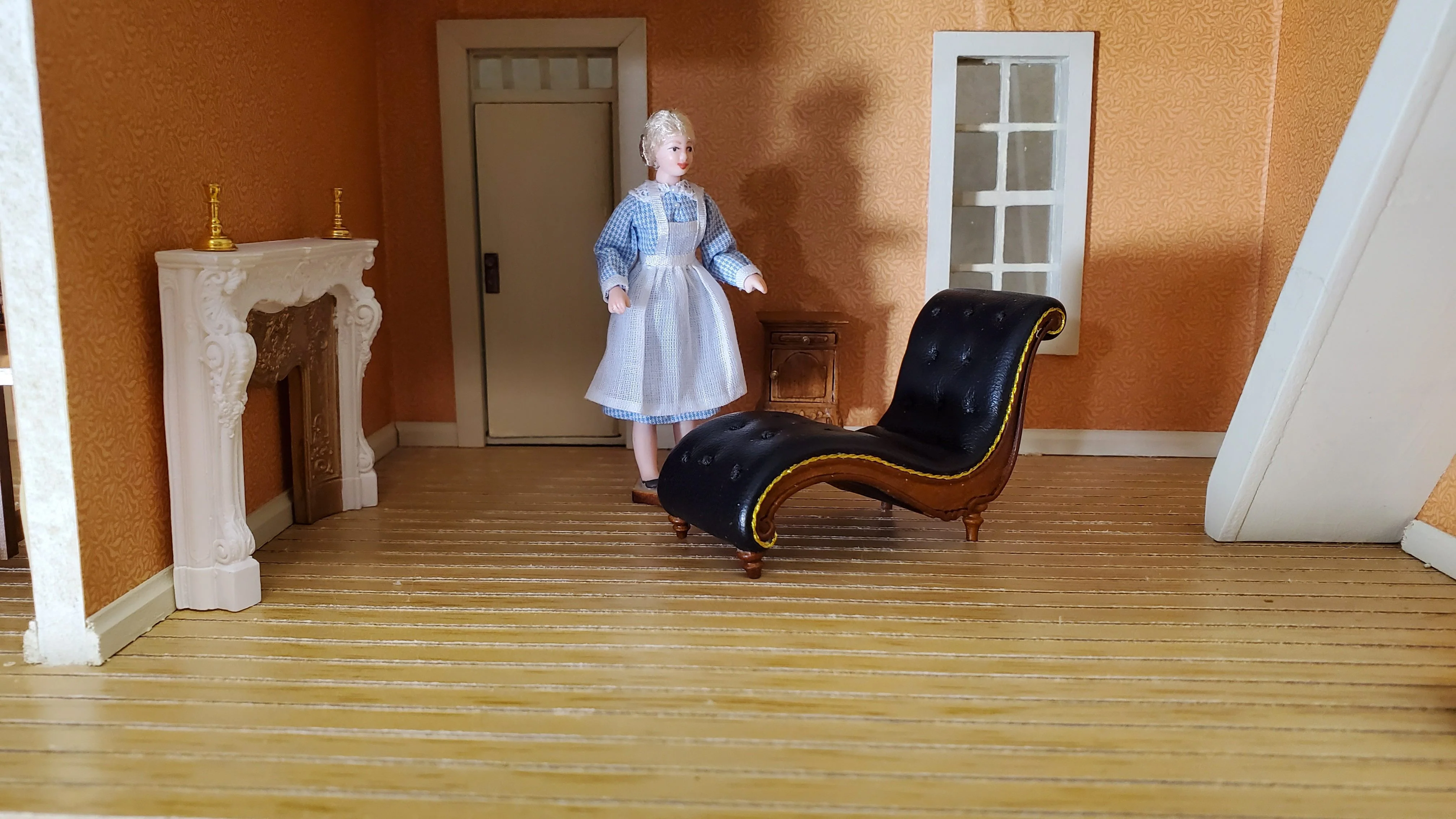 Dollhouse HALF SCALE Chase Lounger Sofa Art Nouveau 1:24 Furniture Faux Leather - Image 5