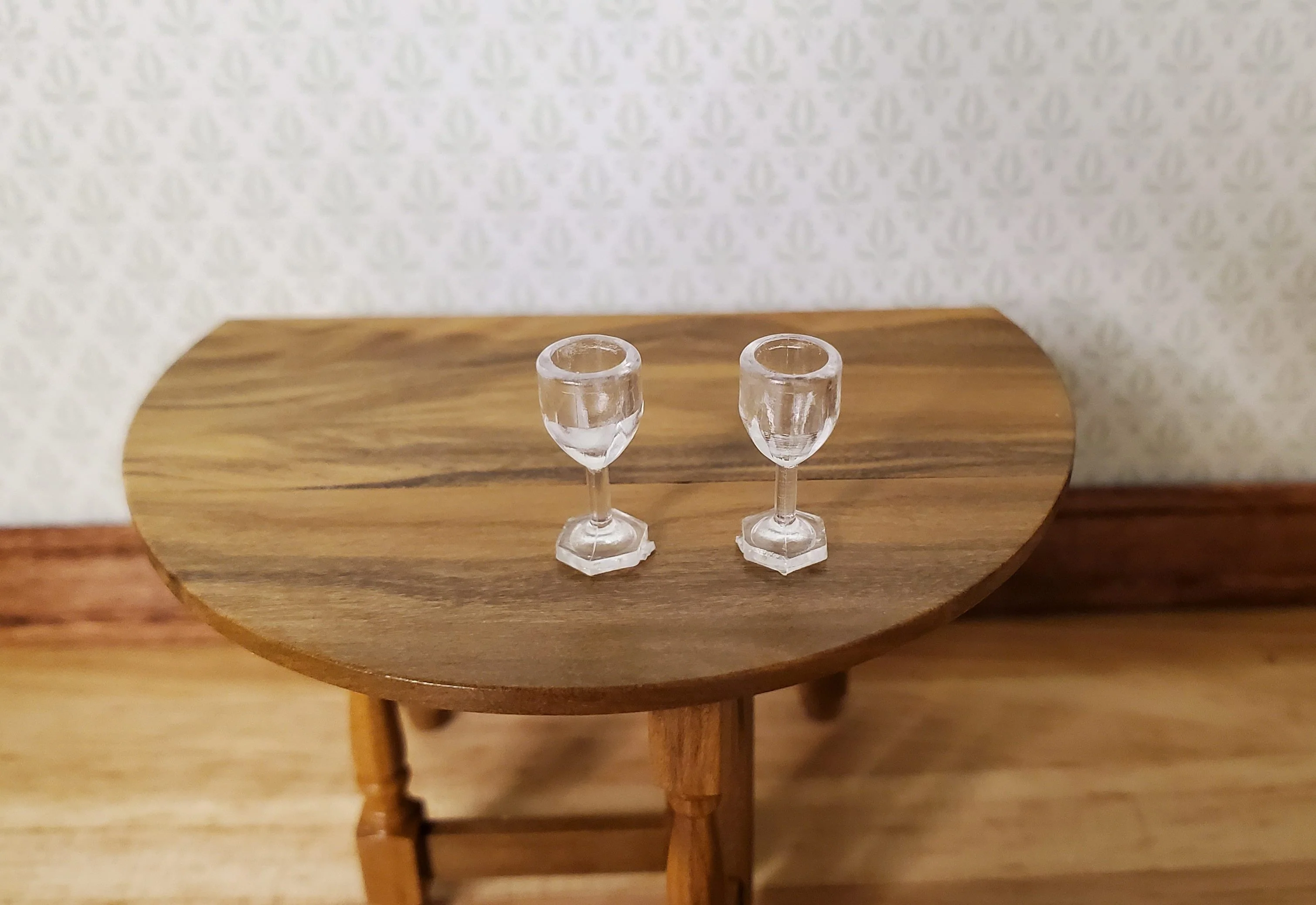 Dollhouse HALF SCALE Cut Stemware Wine Glasses Fancy x2 plastic 1:24 - Image 2
