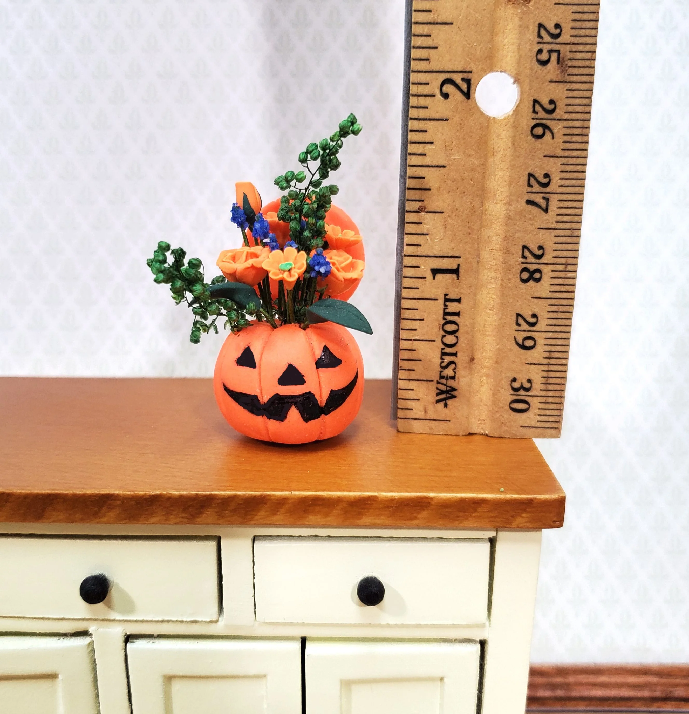 Dollhouse Halloween Fall Flowers Display Pumpkin 1:12 Scale Floral Arrangement - Image 4