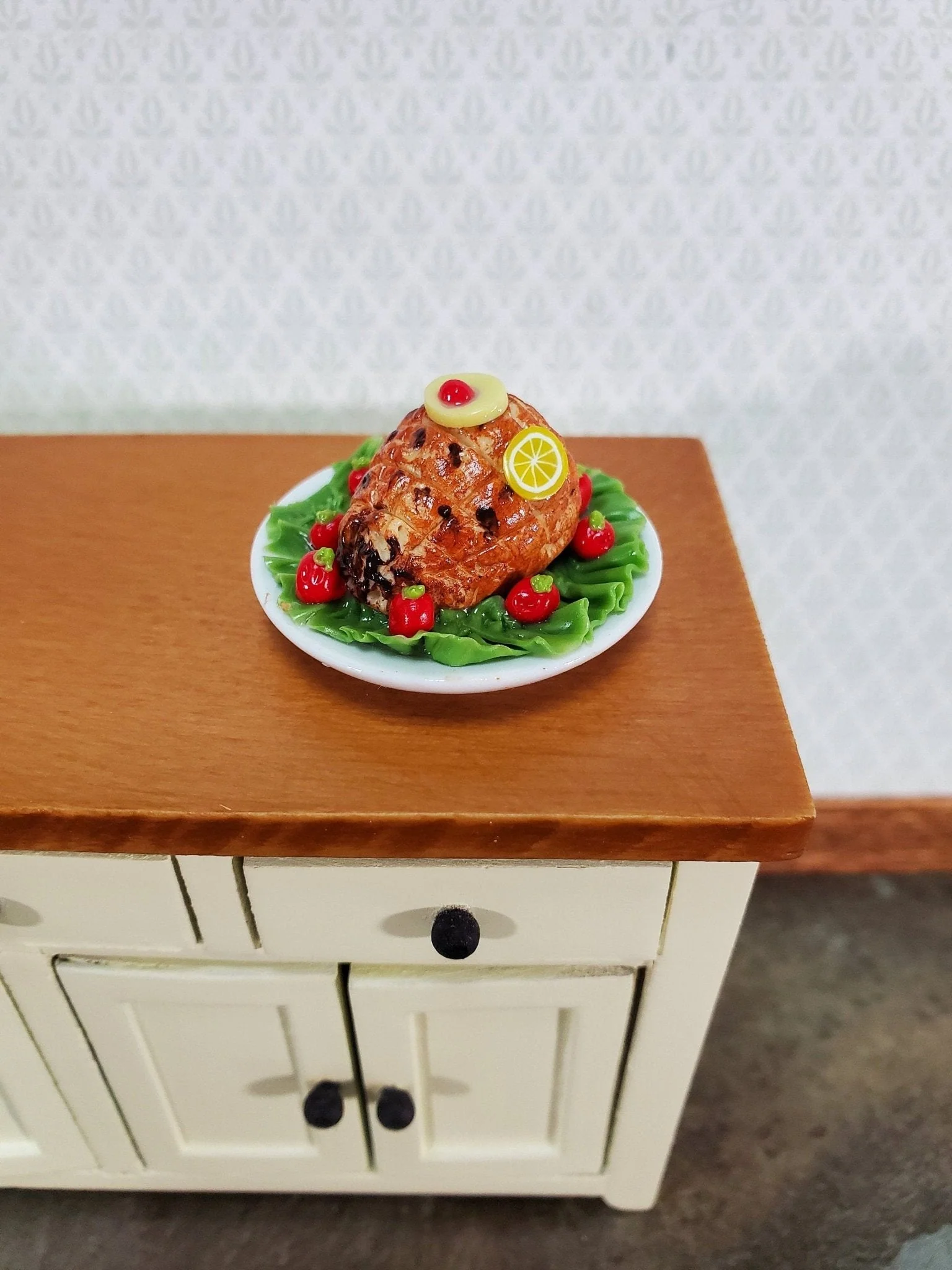 Dollhouse Ham Glazed on Ceramic Platter 1:12 Scale Miniature Food Kitchen - Image 3