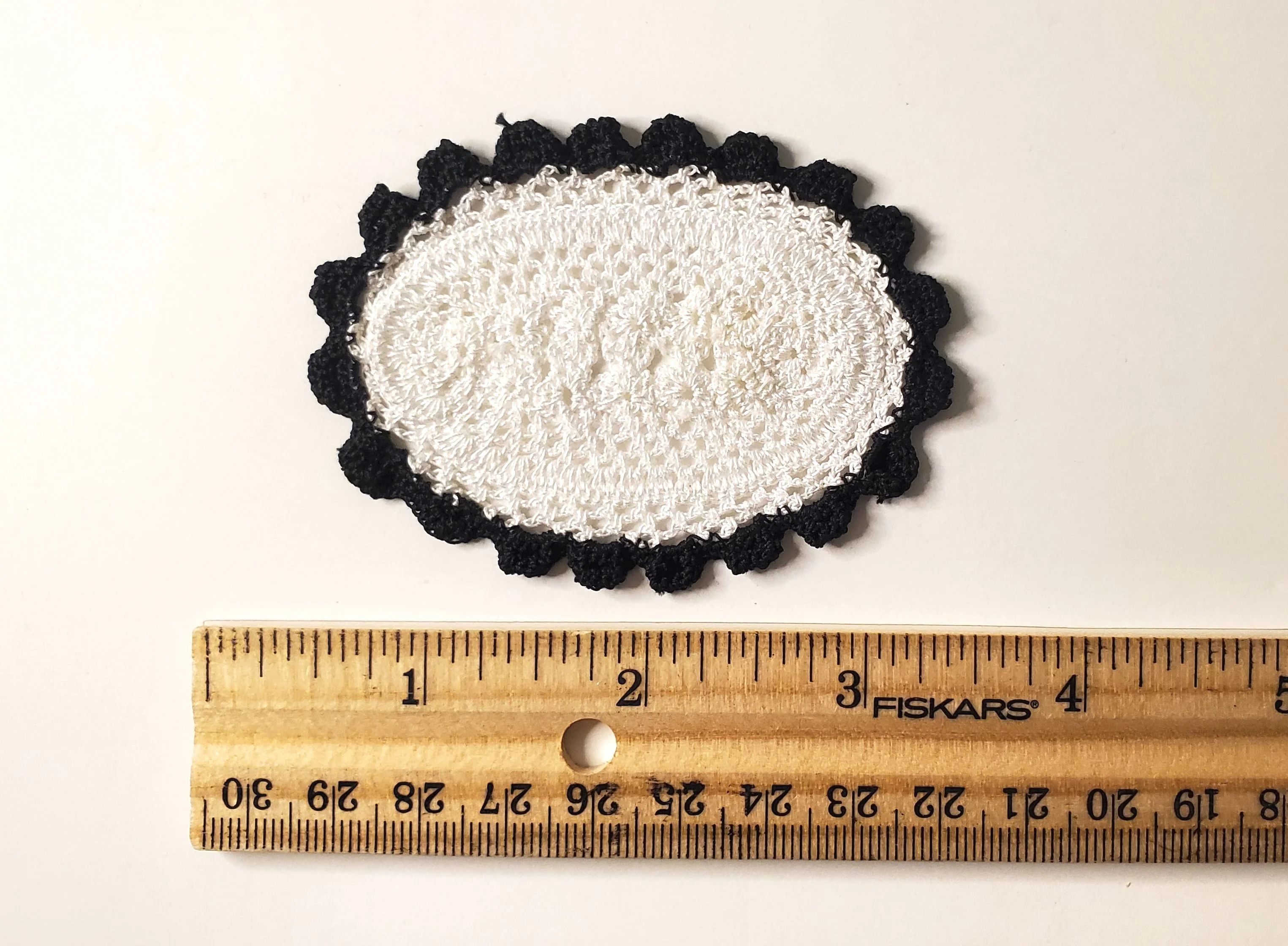 Dollhouse Hand Crocheted Oval Doily White with Black Trim 1:12 Scale Miniature - Image 2