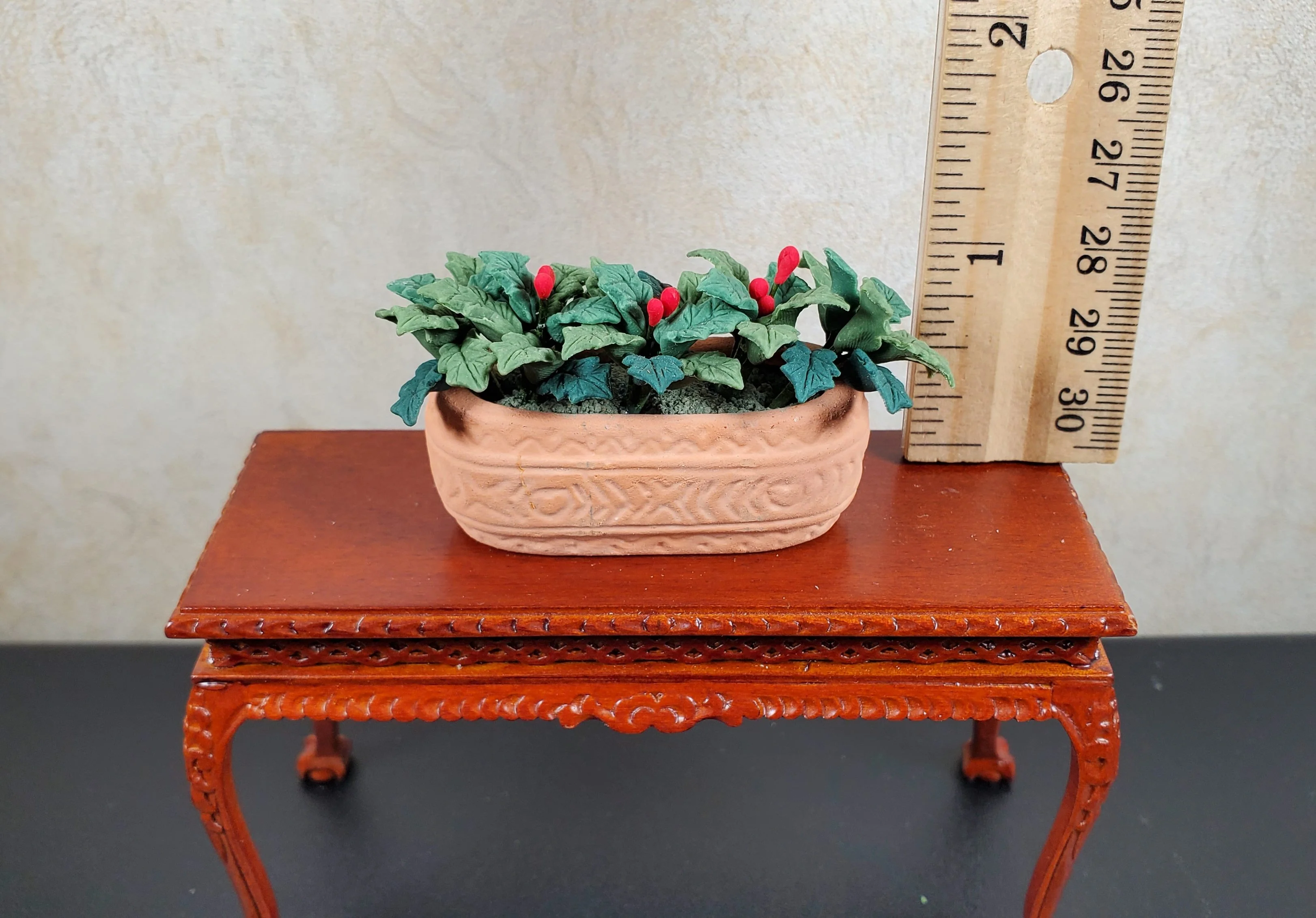 Dollhouse Holly Plant with Berries in a Terra Cotta Planter 1:12 Scale Miniature - Image 4