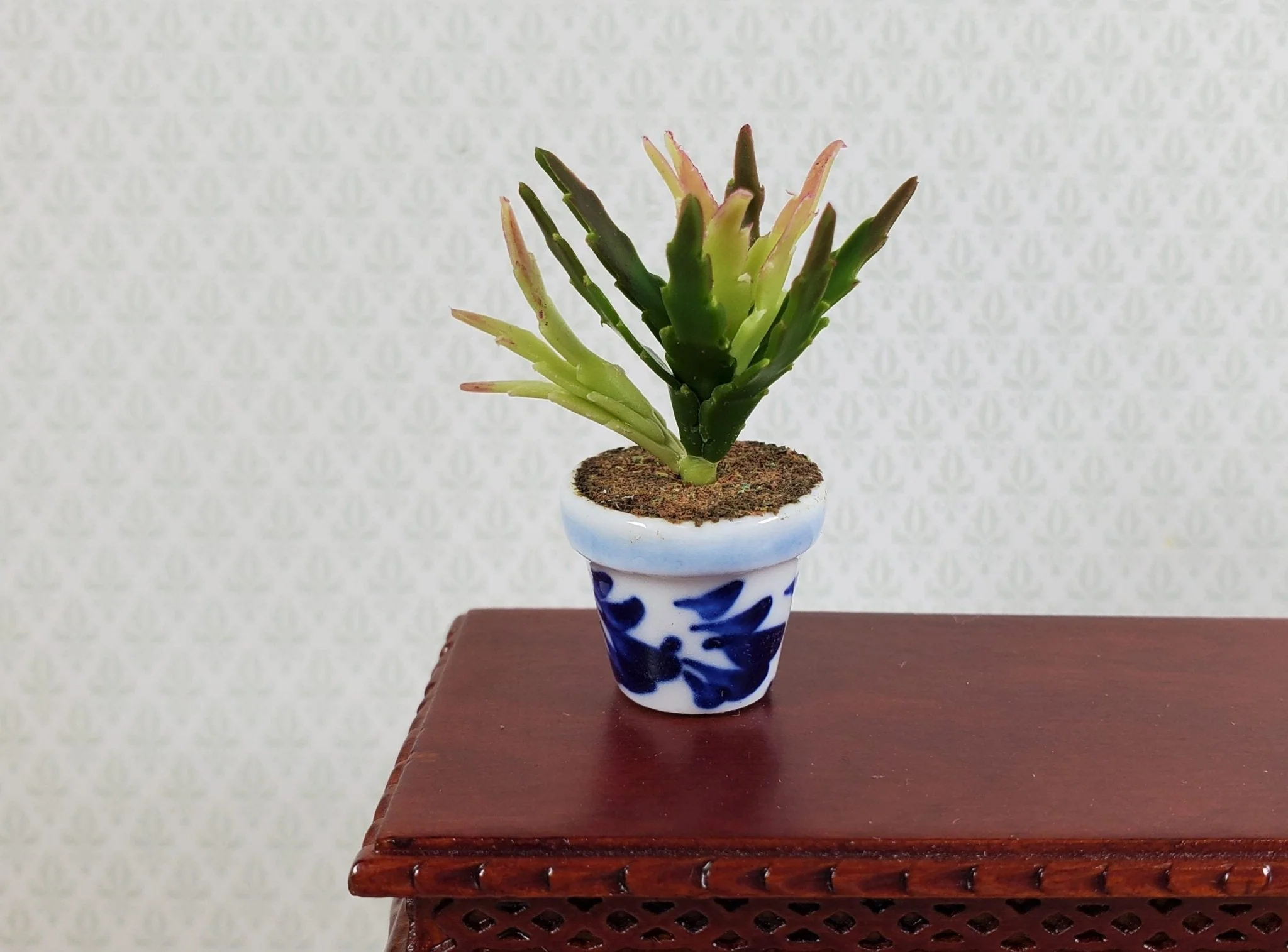 Dollhouse Houseplant Christmas Cactus in Blue & White Pot 1:12 Scale Miniature