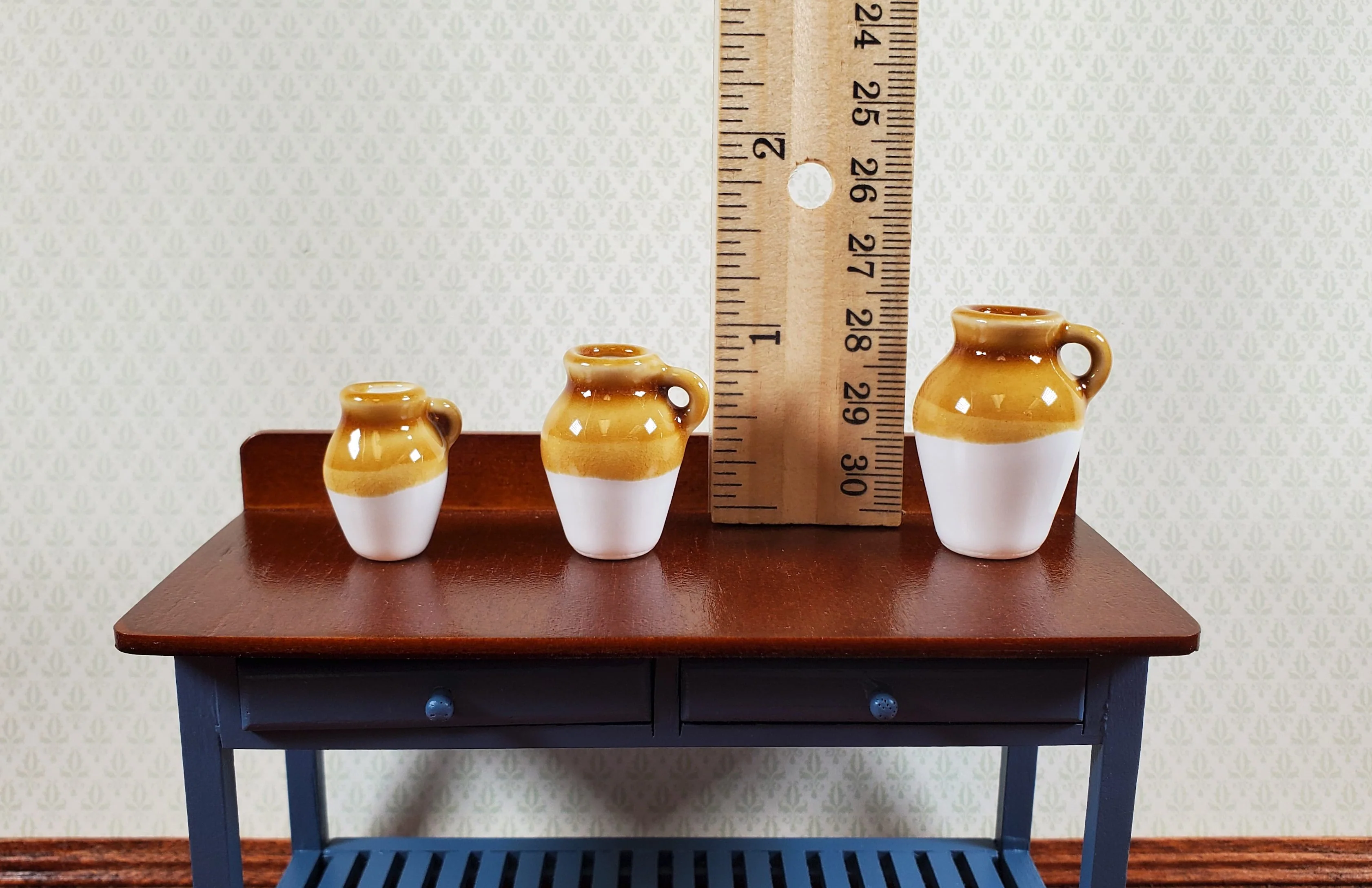 Dollhouse Jugs Crocks with Handles Large Set of 3 1:12 Scale Miniatures - Image 4