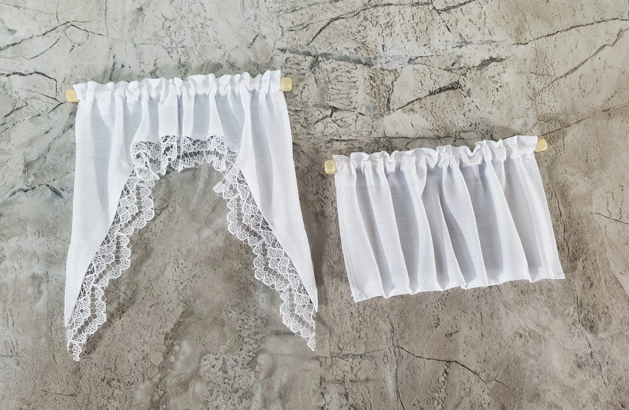 Dollhouse Kitchen Cafe Curtains White with Lace Curtain Rod 1:12 Scale - Image 3