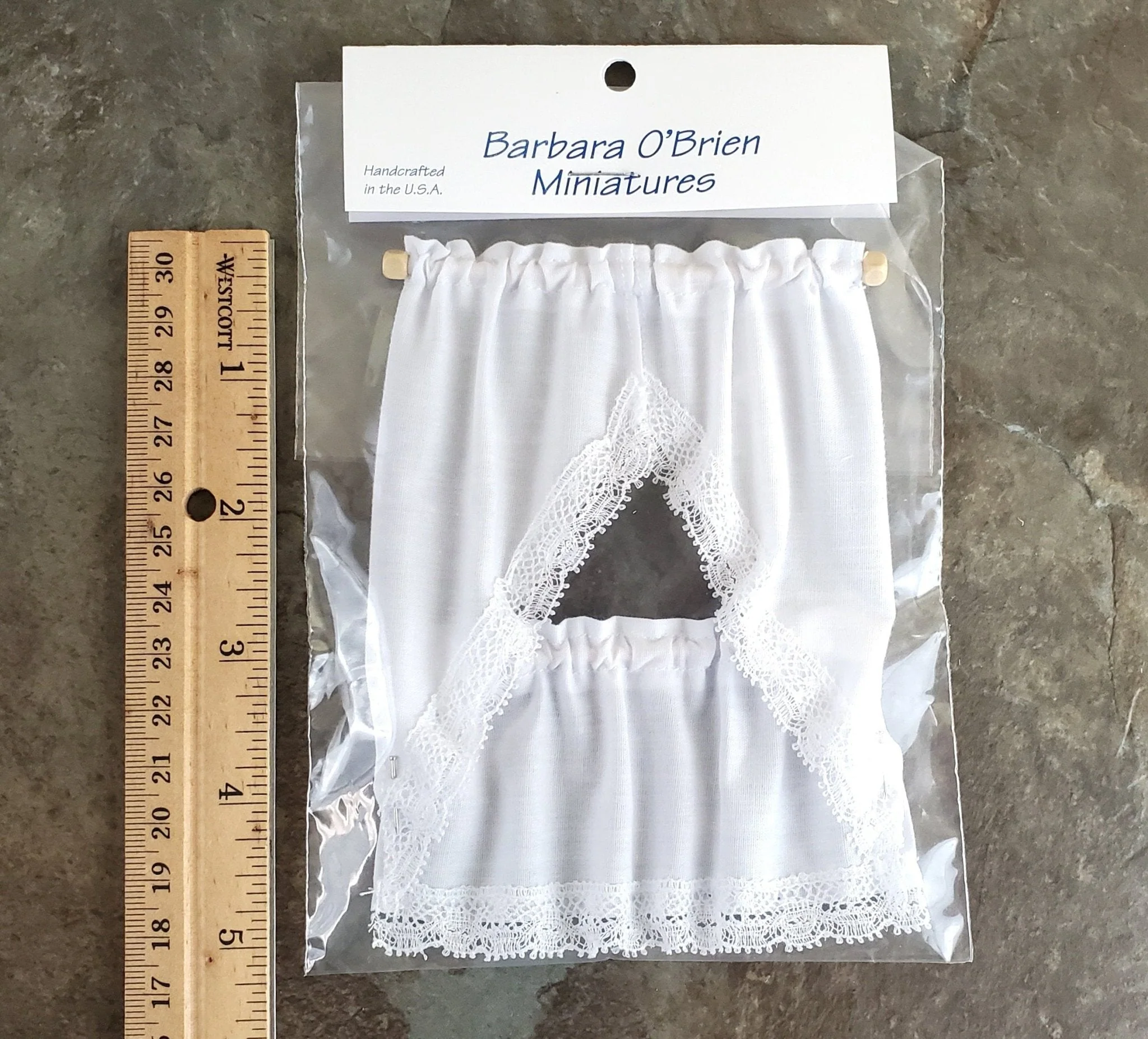 Dollhouse Kitchen Curtains White with Lace Curtain Rod 1:12 Scale - Image 2