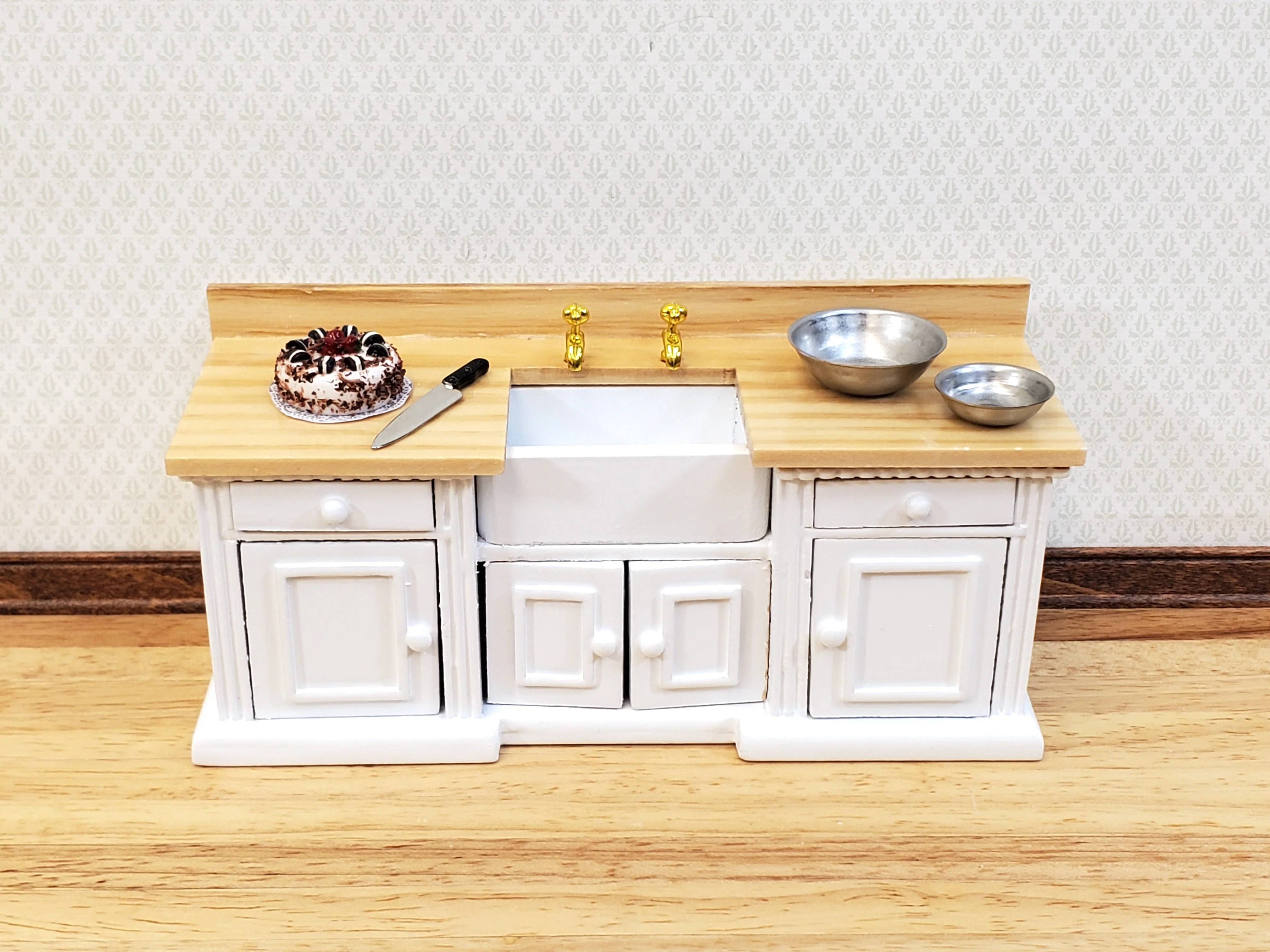 Dollhouse Kitchen Sink Cabinet 1:12 Scale Miniature in White Farmhouse Style - Image 4