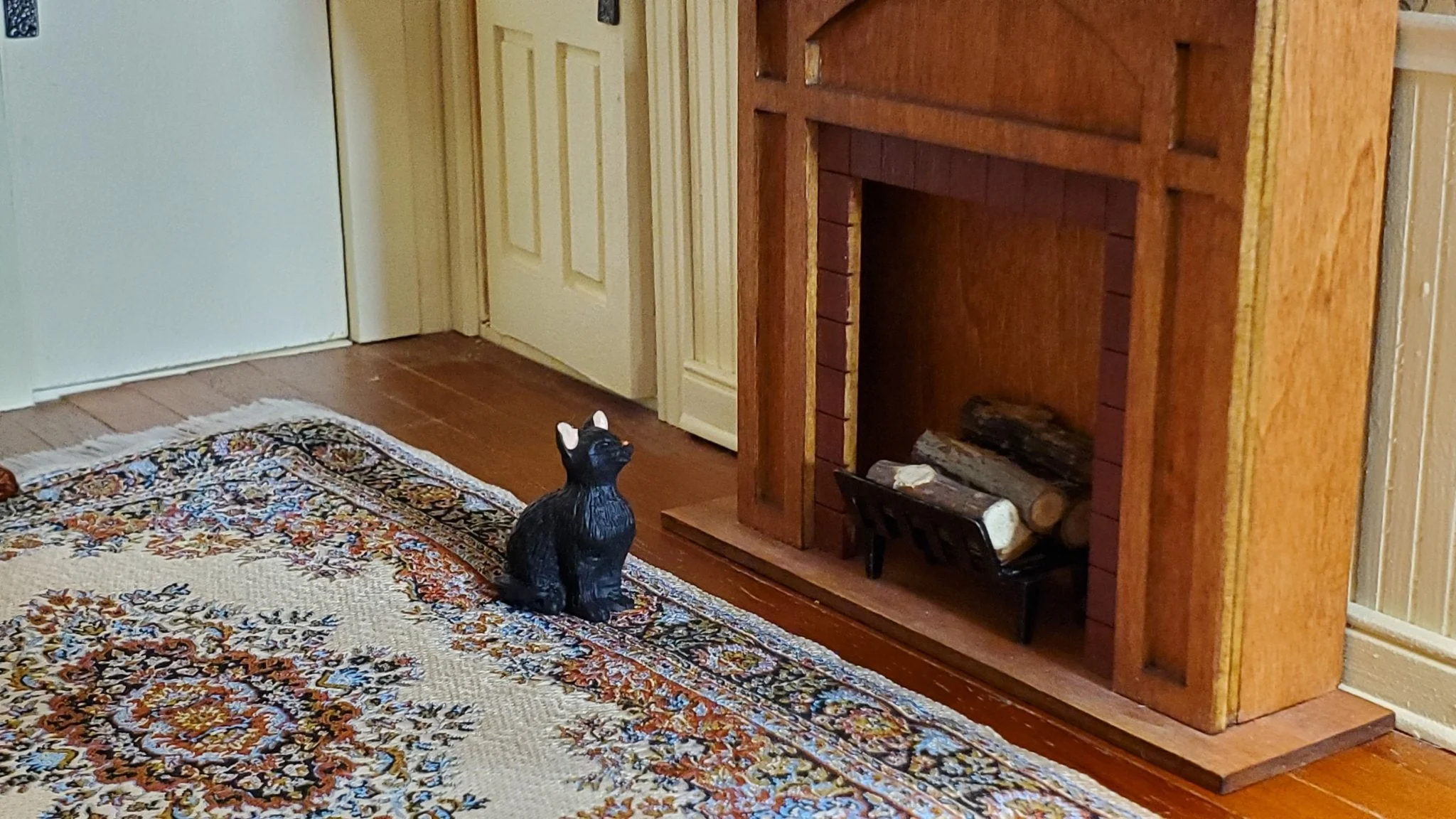 Dollhouse Kitty Cat Black Eyes Closed Sitting 1:12 Scale Miniature Pet - Image 3