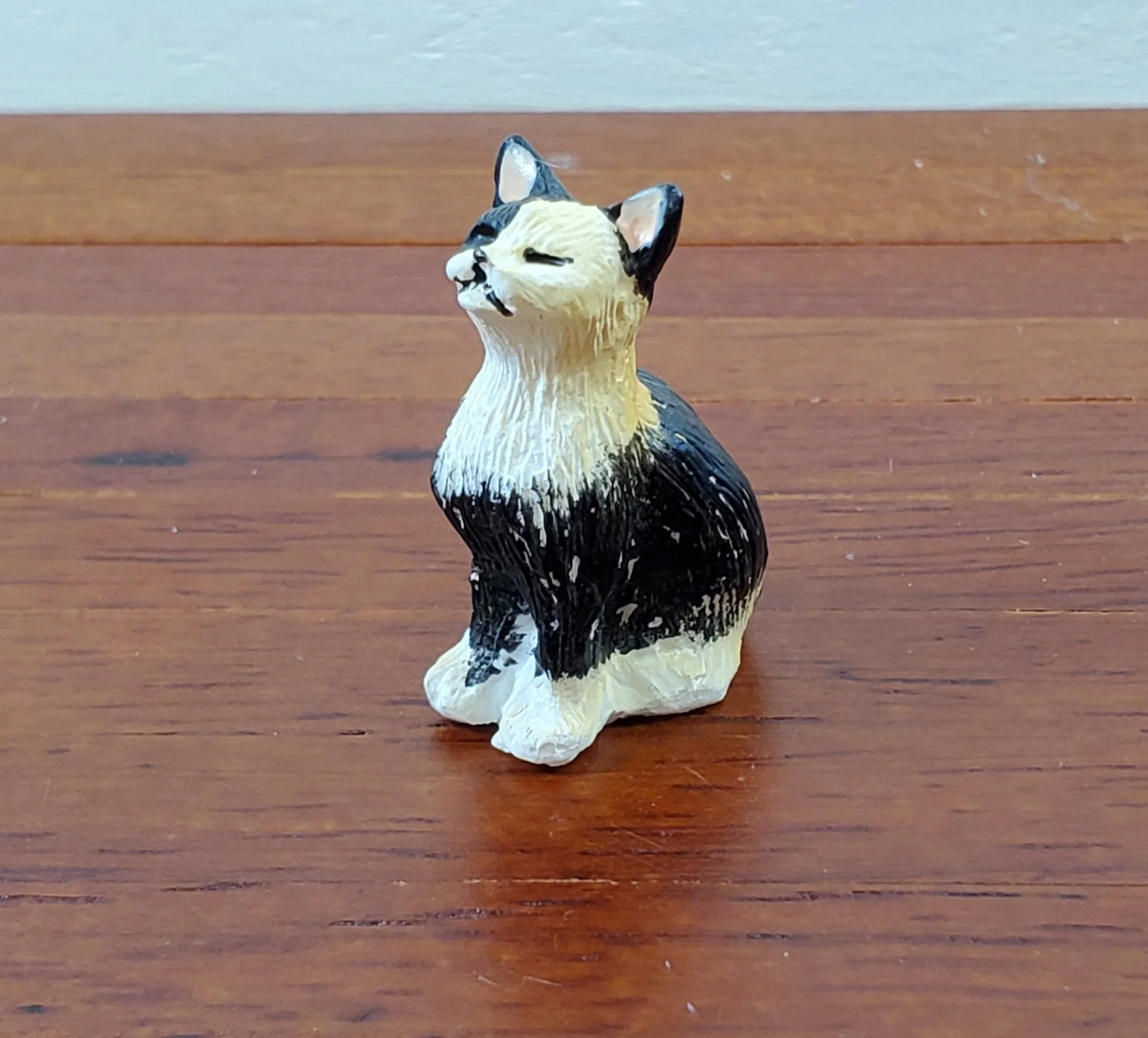 Dollhouse Kitty Cat Calico Black Orange Eyes Closed Sitting 1:12 Scale Miniature - Image 2