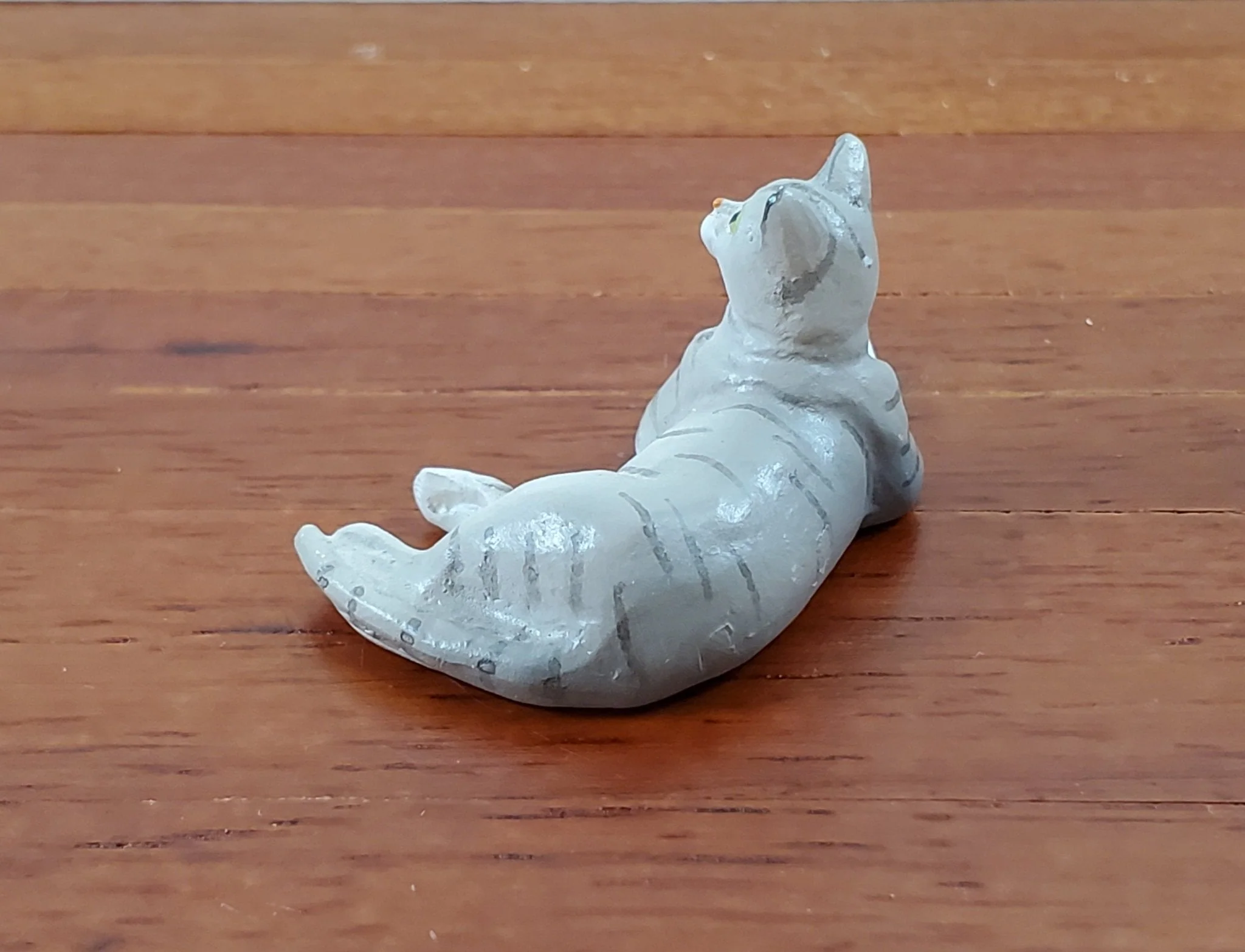 Dollhouse Kitty Cat Gray Tabby Lying Down on Side 1:12 Scale Miniature Pet - Image 3