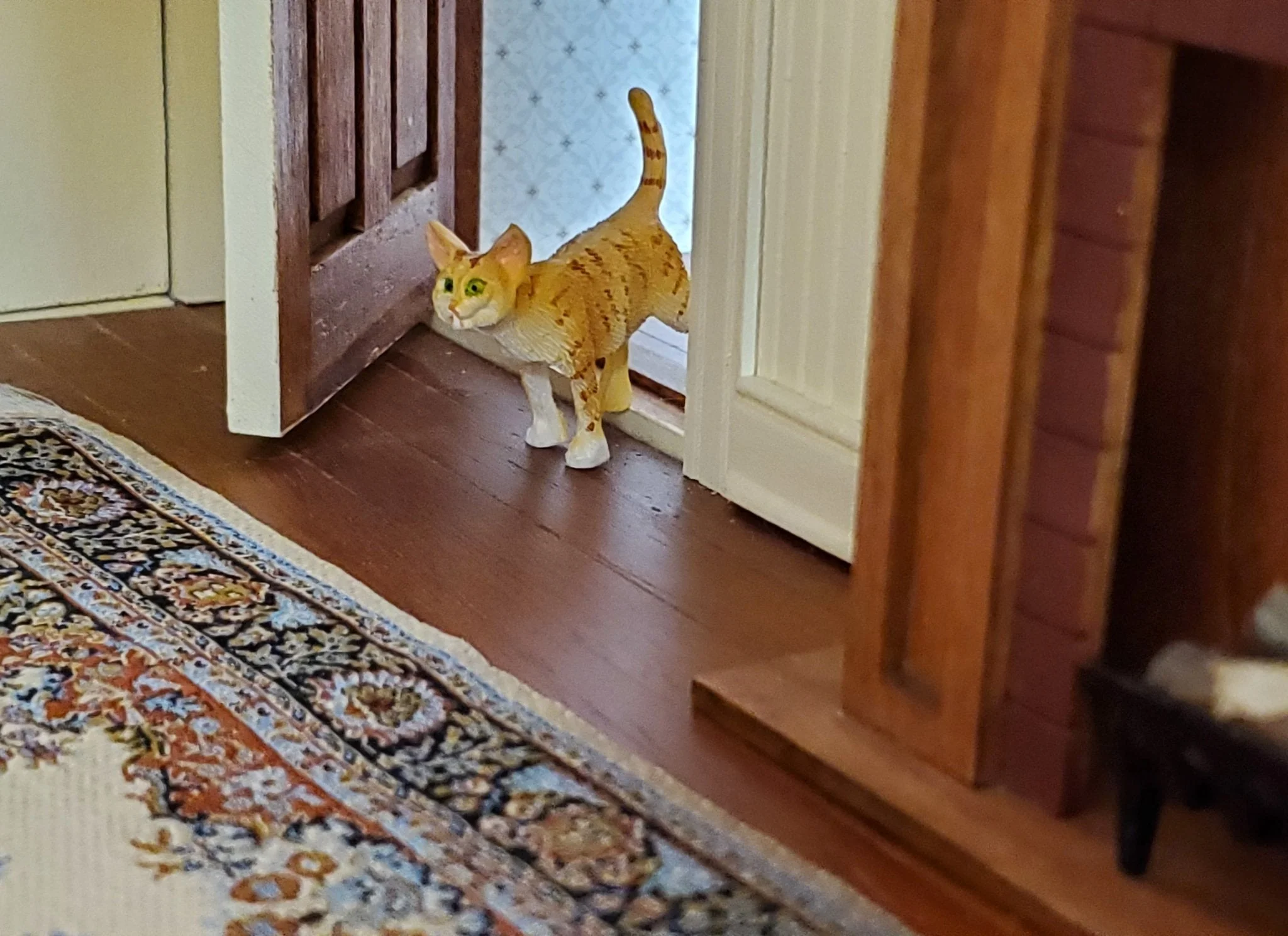 Dollhouse Kitty Cat Orange Tabby Walking 1:12 Scale Miniature Pet - Image 4