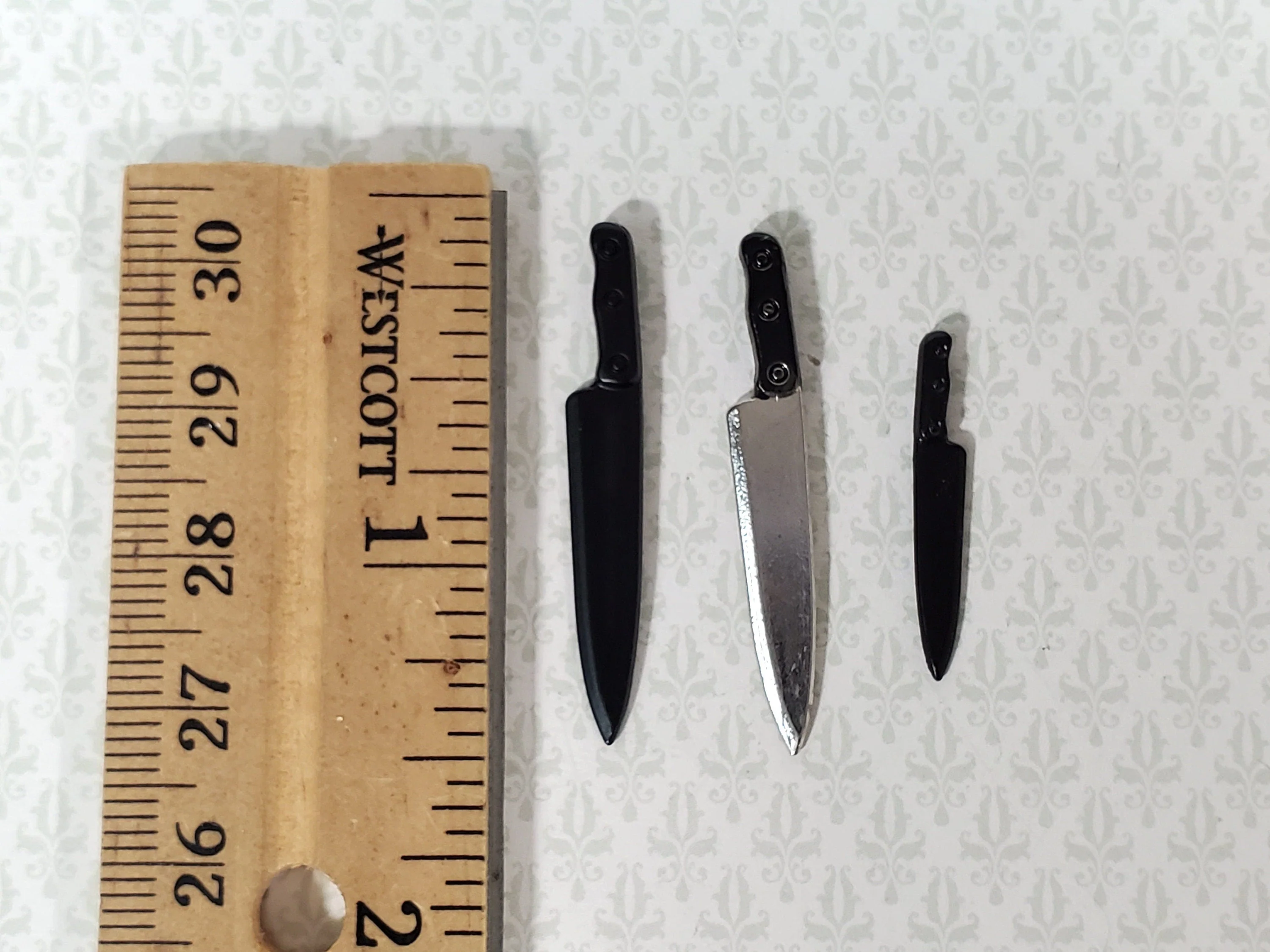 Dollhouse Knife Set Large 3 Pieces Metal Knives 1:12 Scale Miniature - Image 2