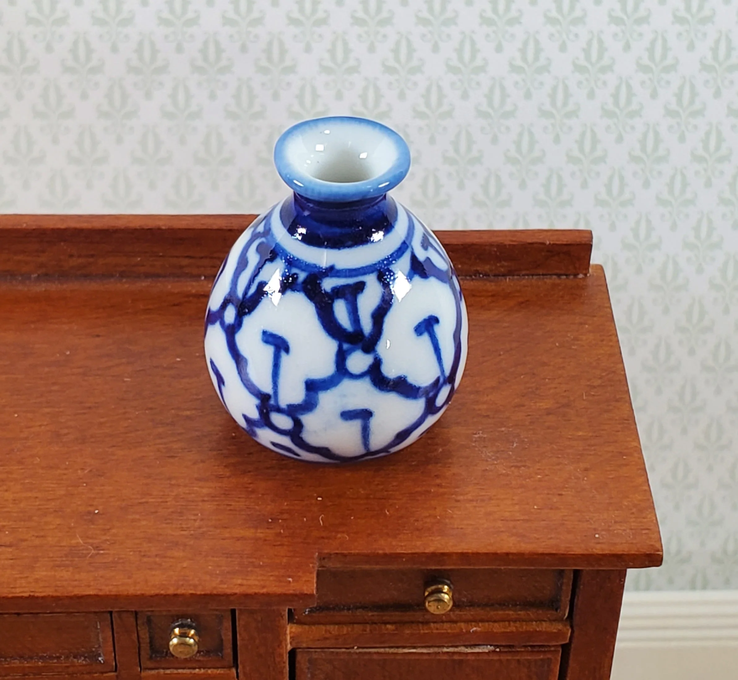 Dollhouse Large Blue & White Decorative Vase Empty 1:12 Scale Miniature - Image 2