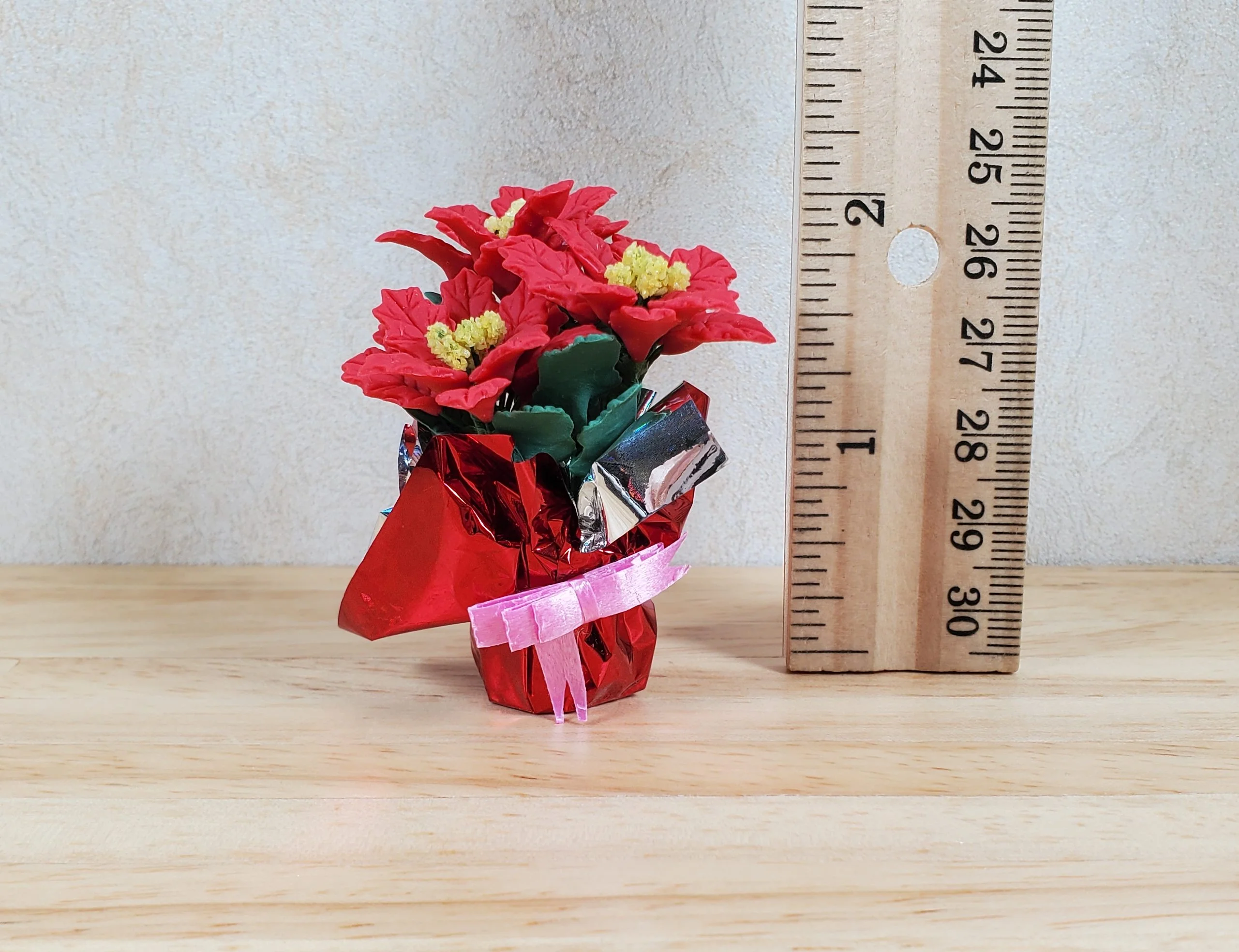 Dollhouse Large Red Poinsettias in Red Christmas Foil 1:12 Scale Miniature - Image 3