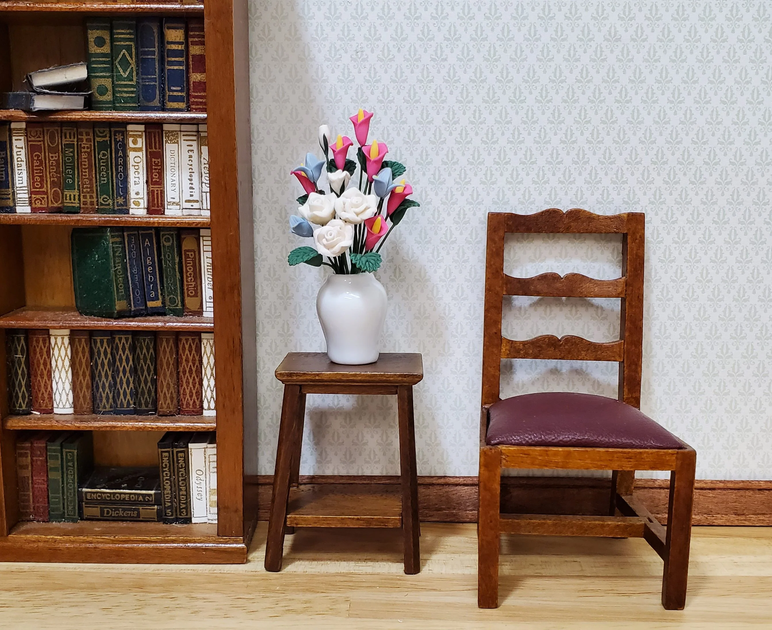 Dollhouse Large Vase of Flowers White Roses Calla Lilies 1:12 Scale Miniature - Image 2