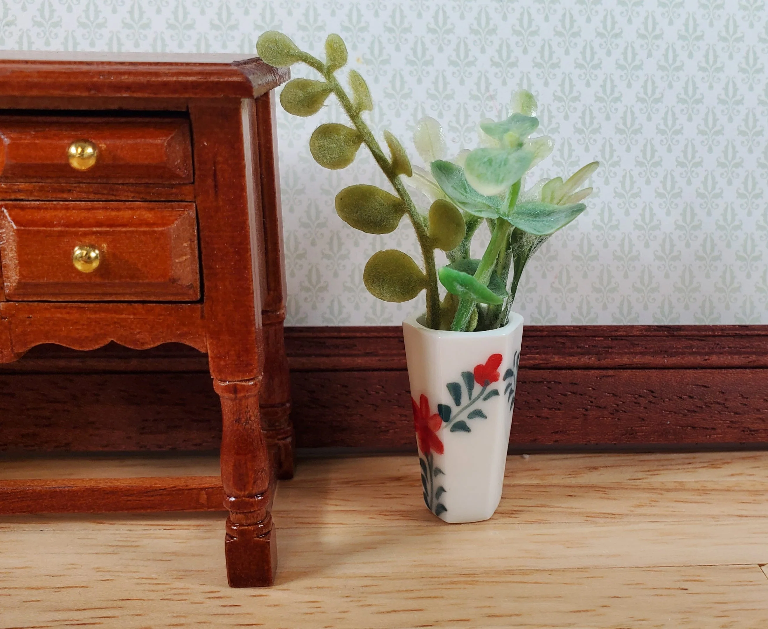 Dollhouse Large Vase White Ceramic Red Flower Design Use in 1:12 or 1/6 Scale - Image 4