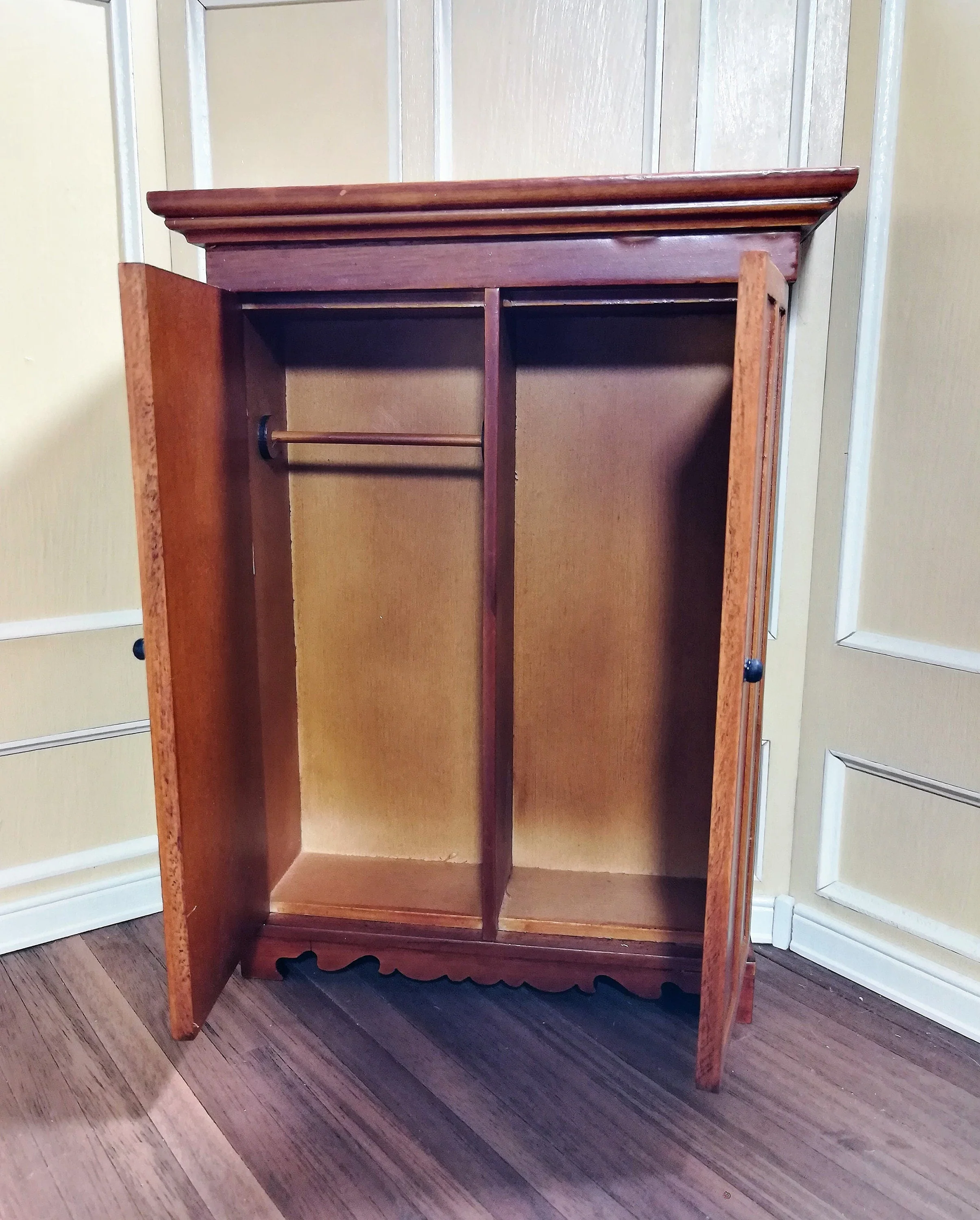 Dollhouse Lincoln Wardrobe Armoire Closet for Bedroom 1:12 Scale Miniature Walnut Finish - Image 4