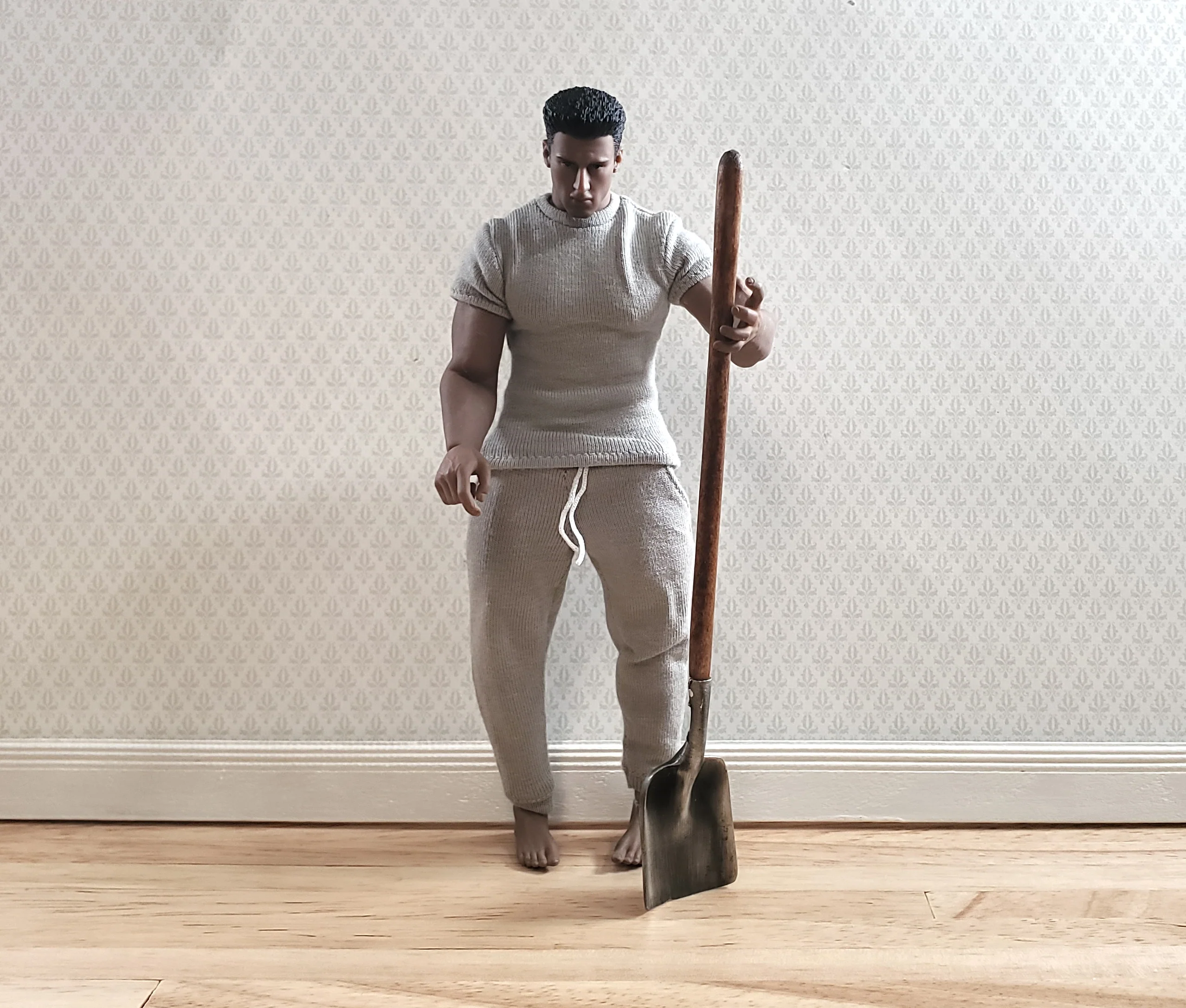 Dollhouse Long Handled Flat Square Shovel Sir Thomas Thumb 1:12 Scale Miniature - Image 2