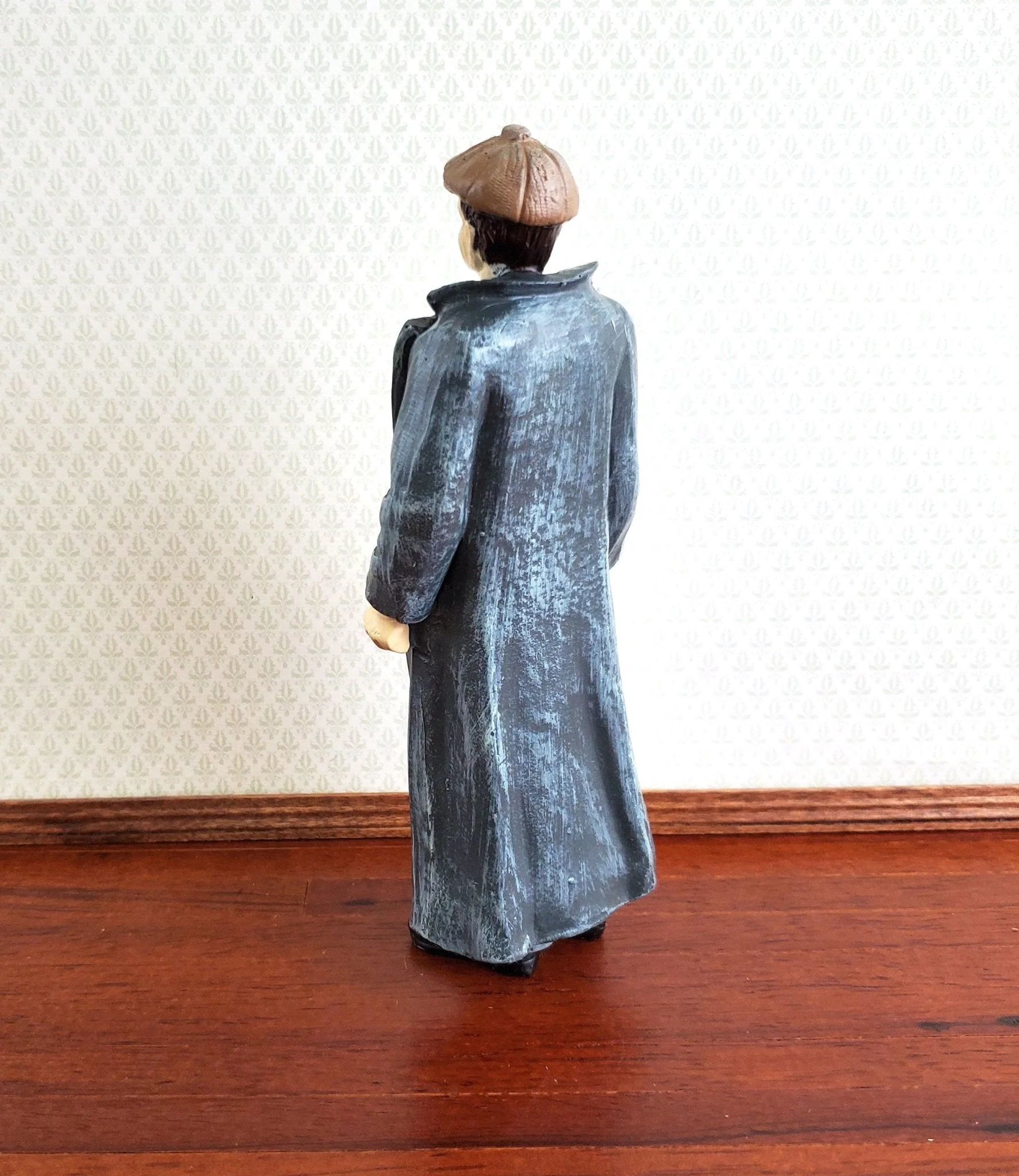 Dollhouse Man Father Dad Victorian Style Overcoat Hat Bow Tie 1:12 Scale Resin Miniature - Image 3