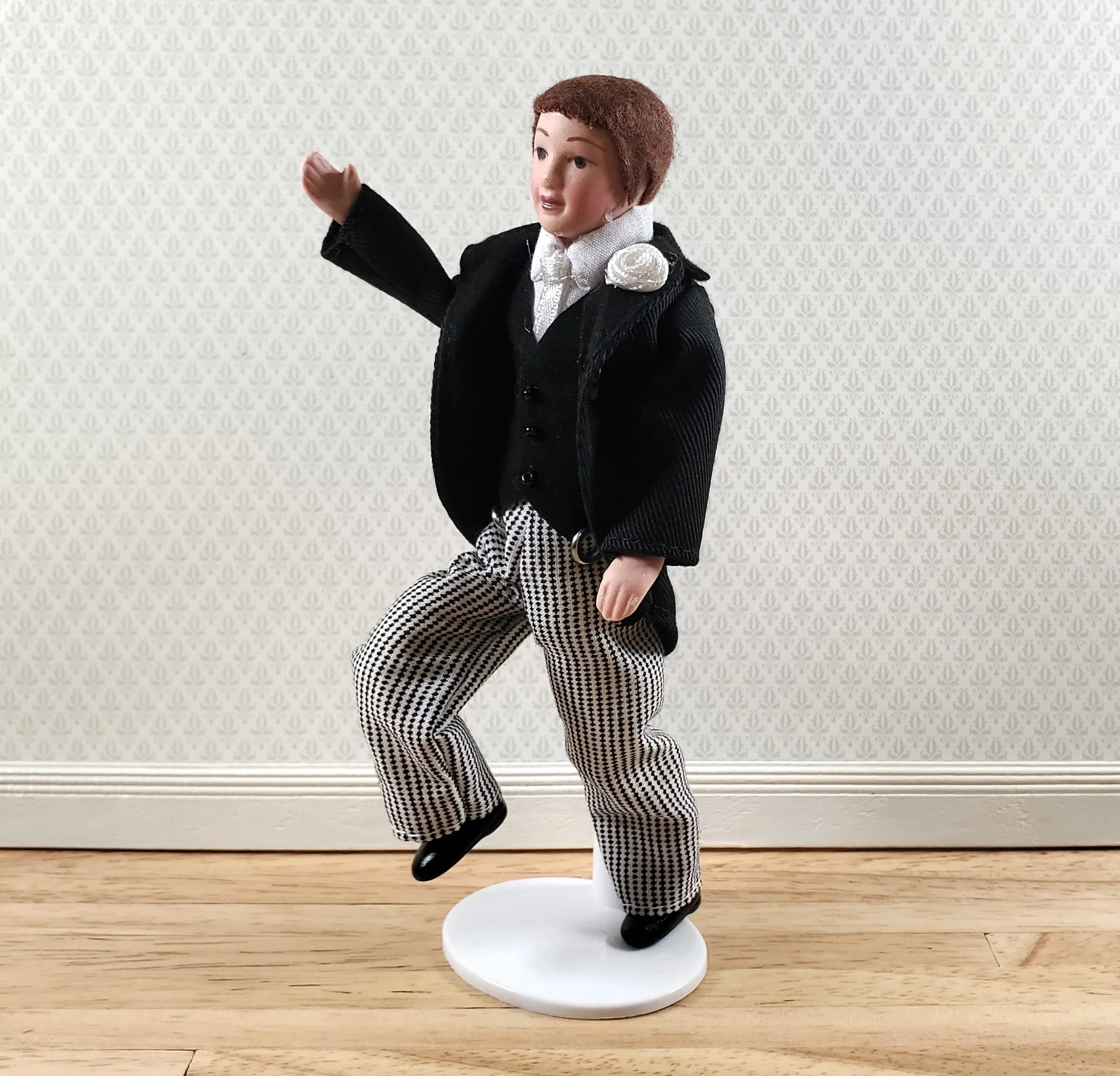 Dollhouse Man Groom in Suit Tux Doll Porcelain Dad Father 1:12 Scale Miniature - Image 2
