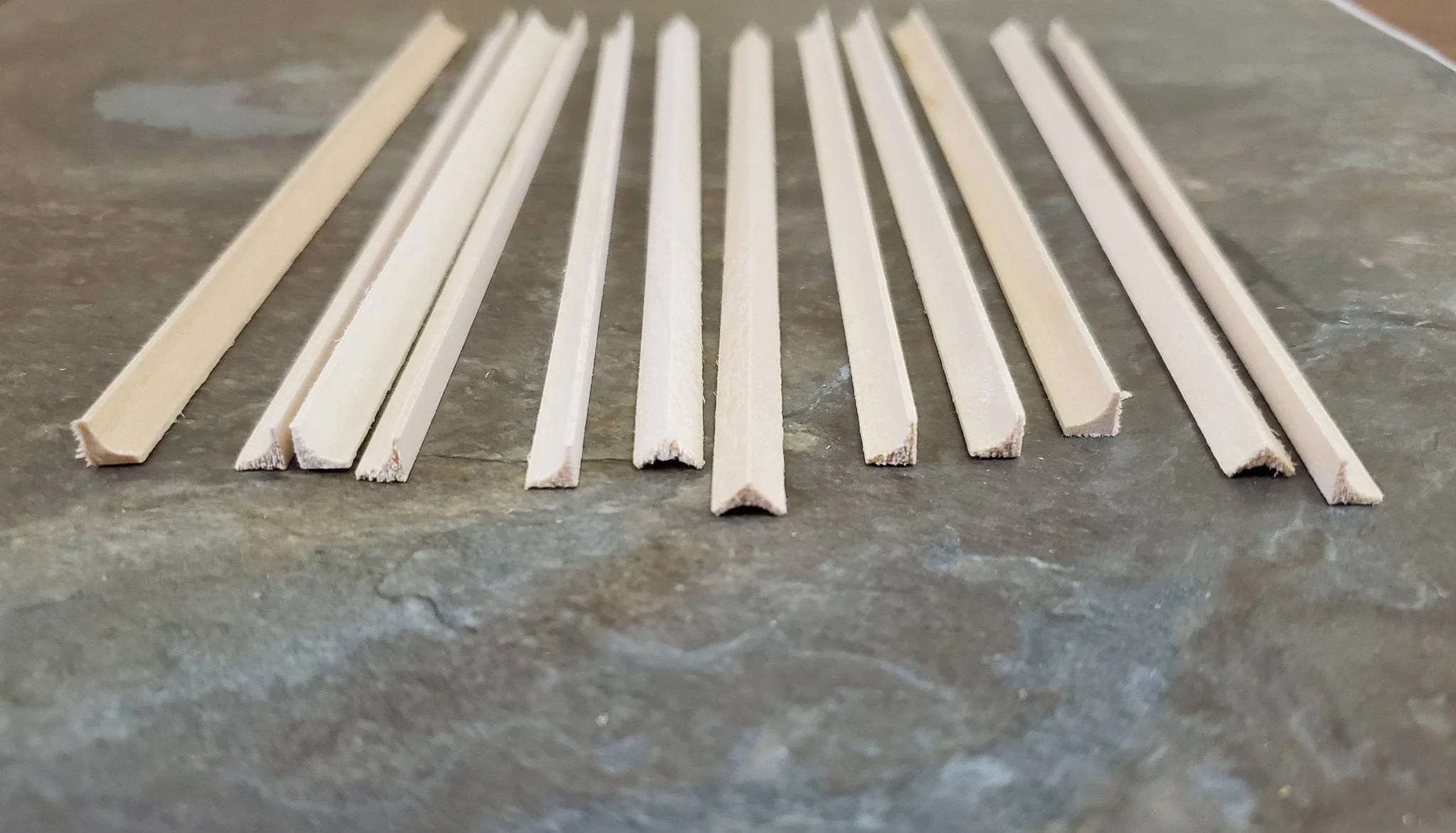 Dollhouse Miniature 6" Trim Scrap Cove Molding Wood Strips 1/4" 12 Pieces 1:12 Scale