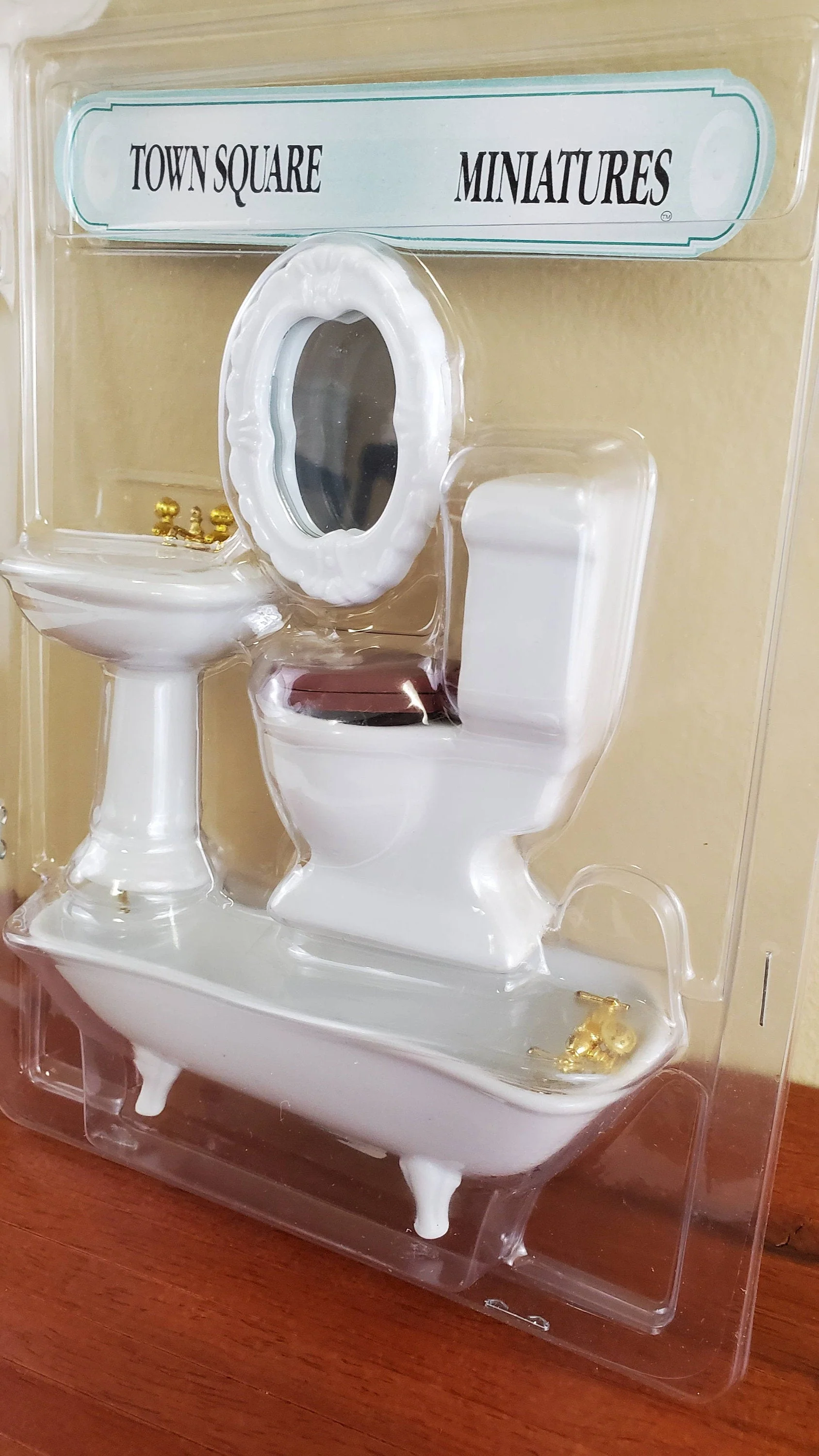 Dollhouse Miniature Bathroom Set Tub Toilet Sink All White Gold Fixtures 1:12 Scale - Image 3