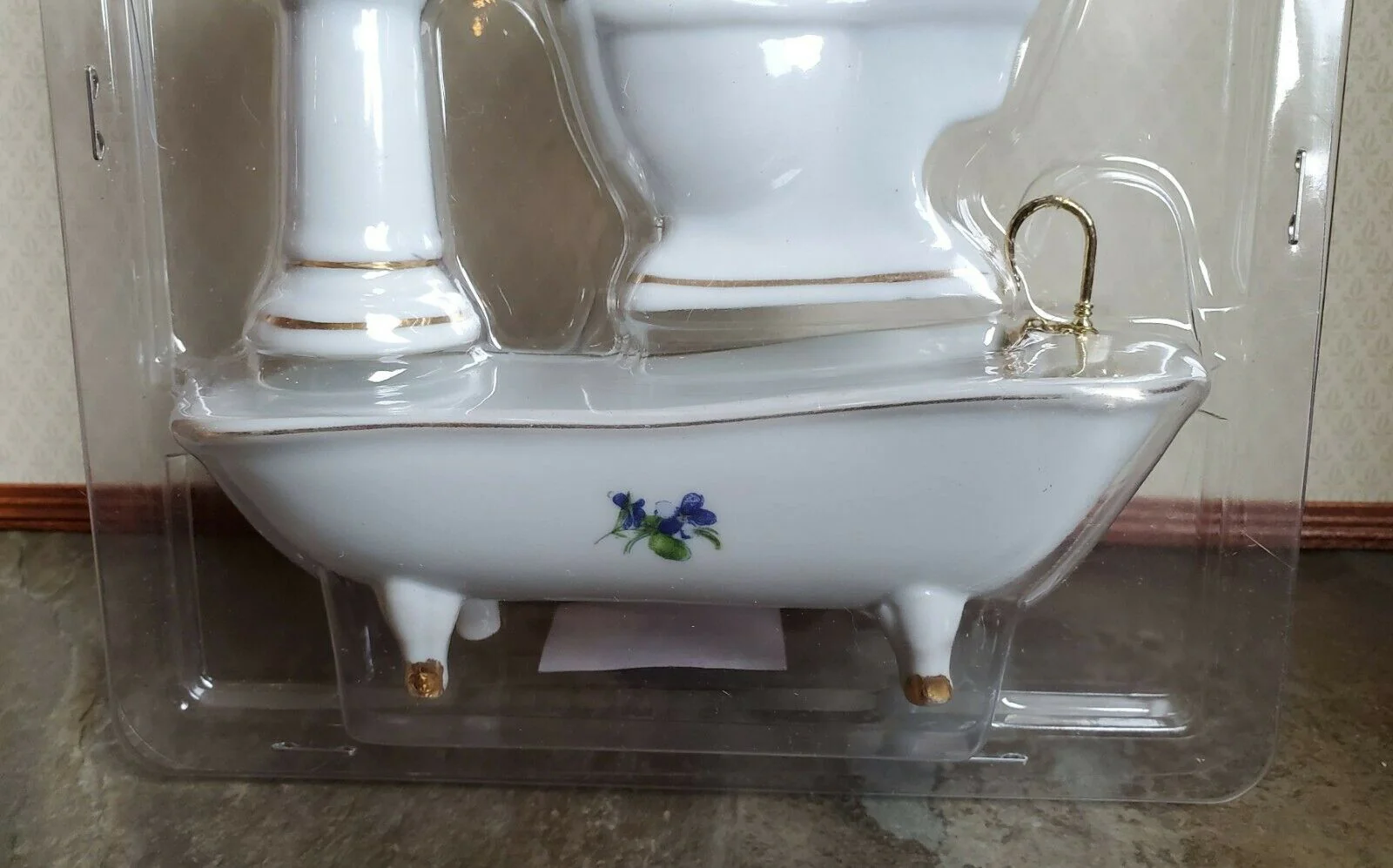Dollhouse Miniature Bathroom Set Tub Toilet Sink White Purple Flower 1:12 Scale - Image 3