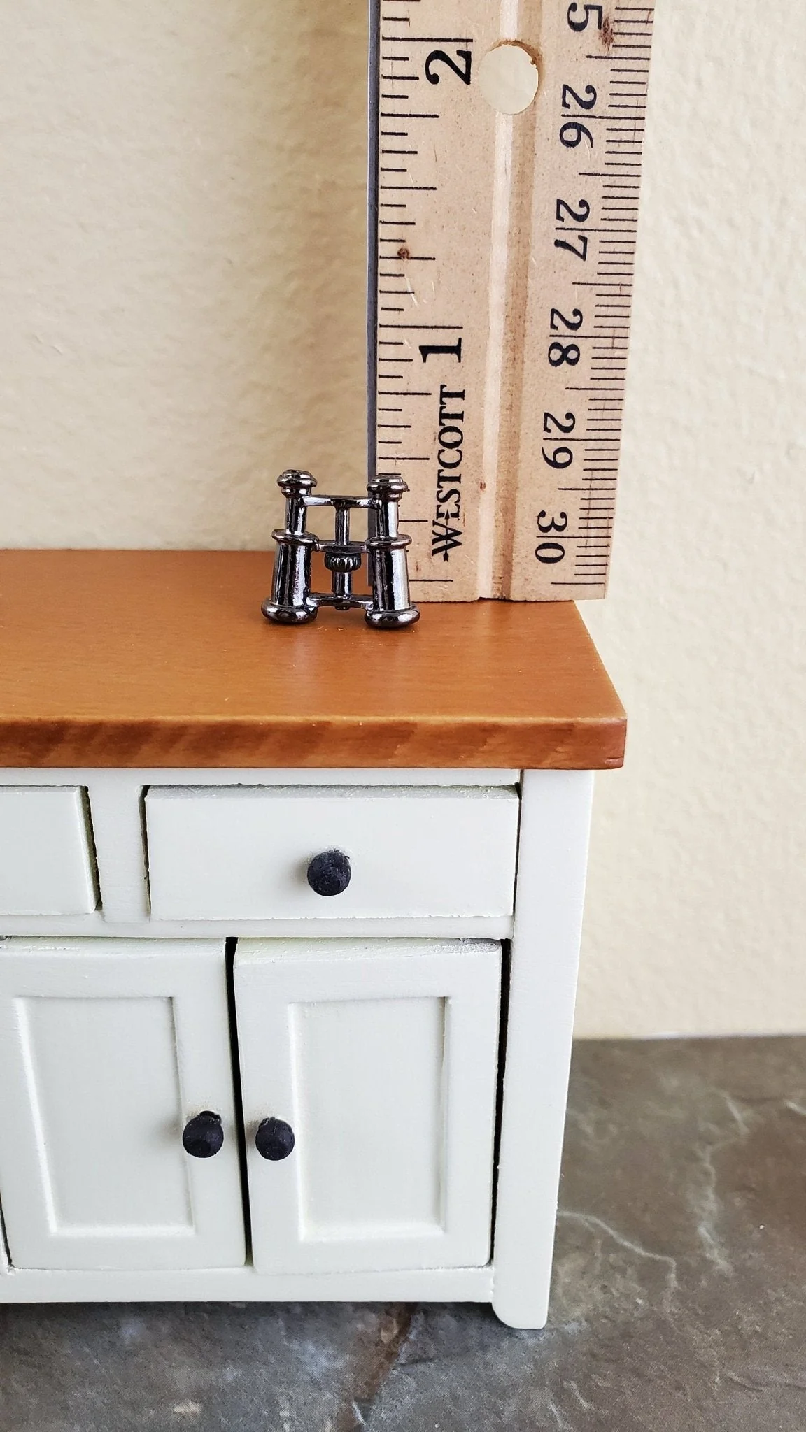 Dollhouse Miniature Binoculars Vintage Style Metal Black Chrome 1:12 Scale S1910 - Image 3