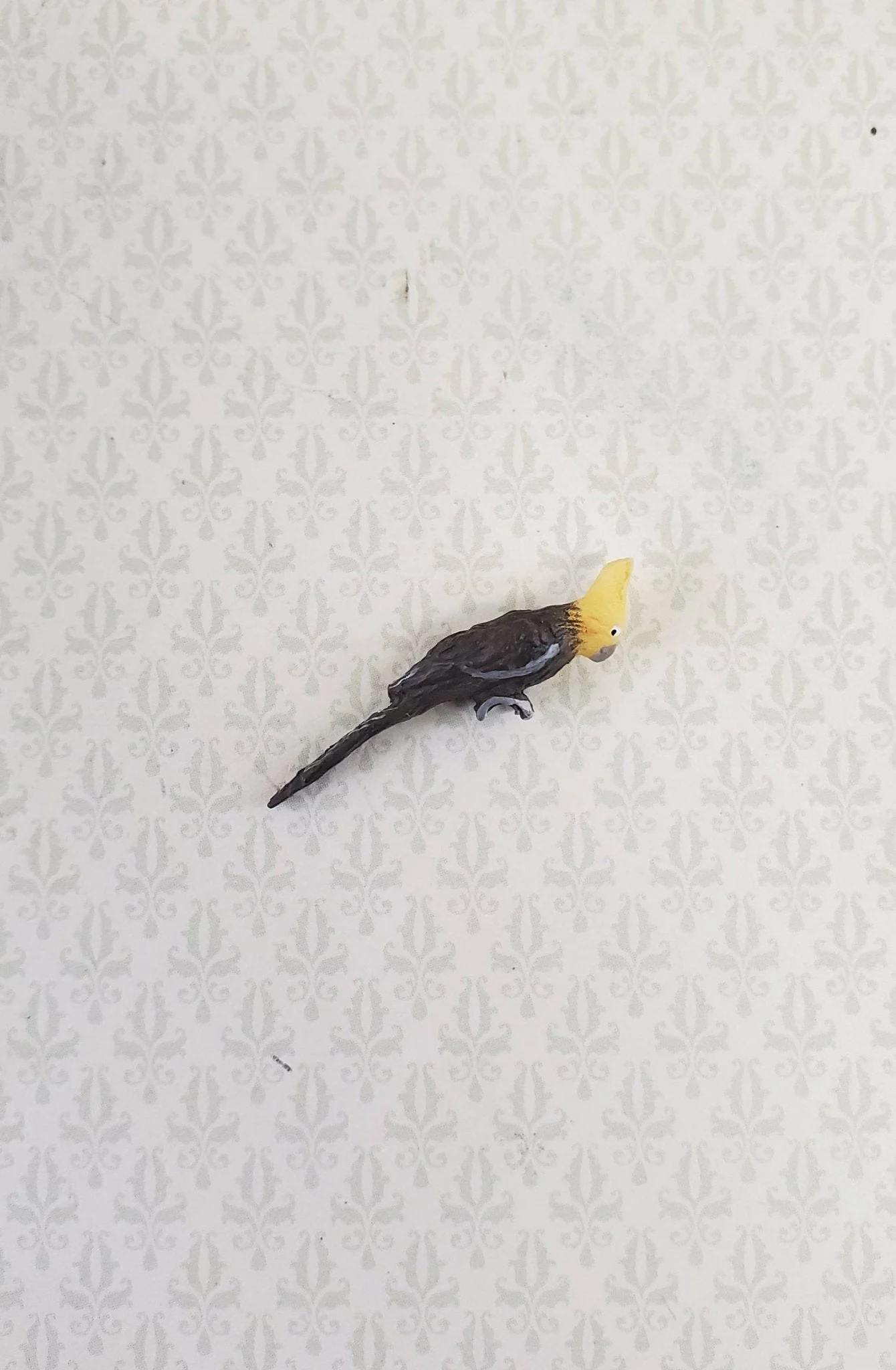 Dollhouse Miniature Bird Gray Yellow Cockatiel 1:12 Scale Falcon Miniatures