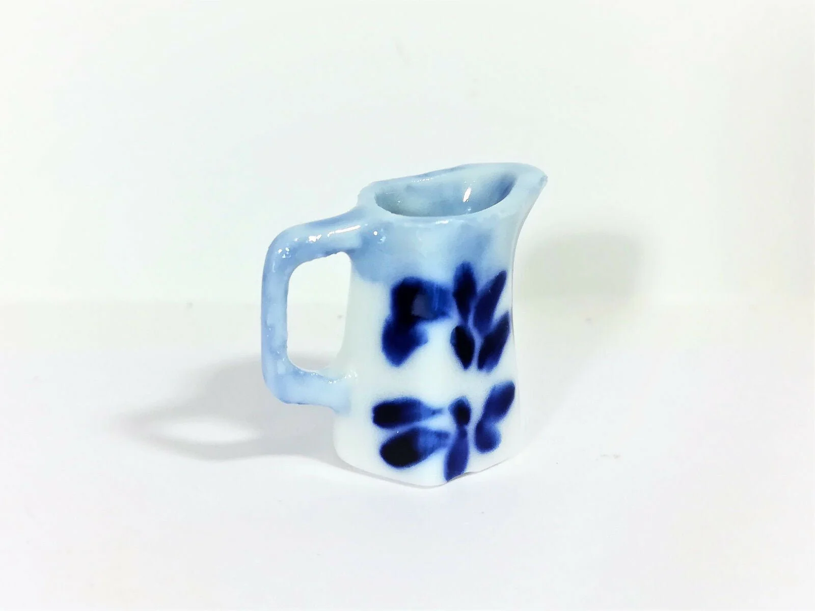 Dollhouse Miniature Blue & White Ceramic Pitcher with Handle 1:12 Scale - Image 2