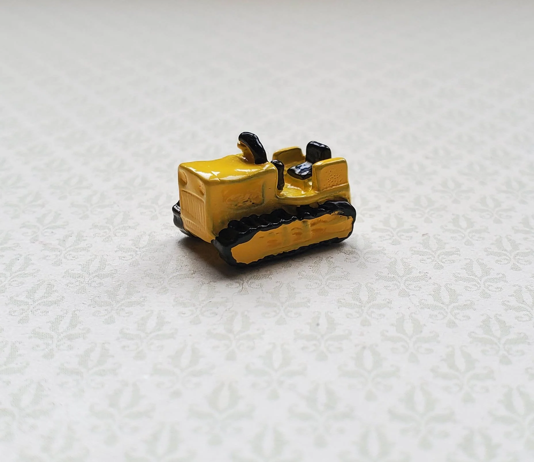 Dollhouse Miniature Bulldozer Tractor Toy Yellow & Black Metal 1:12 Scale - Image 3