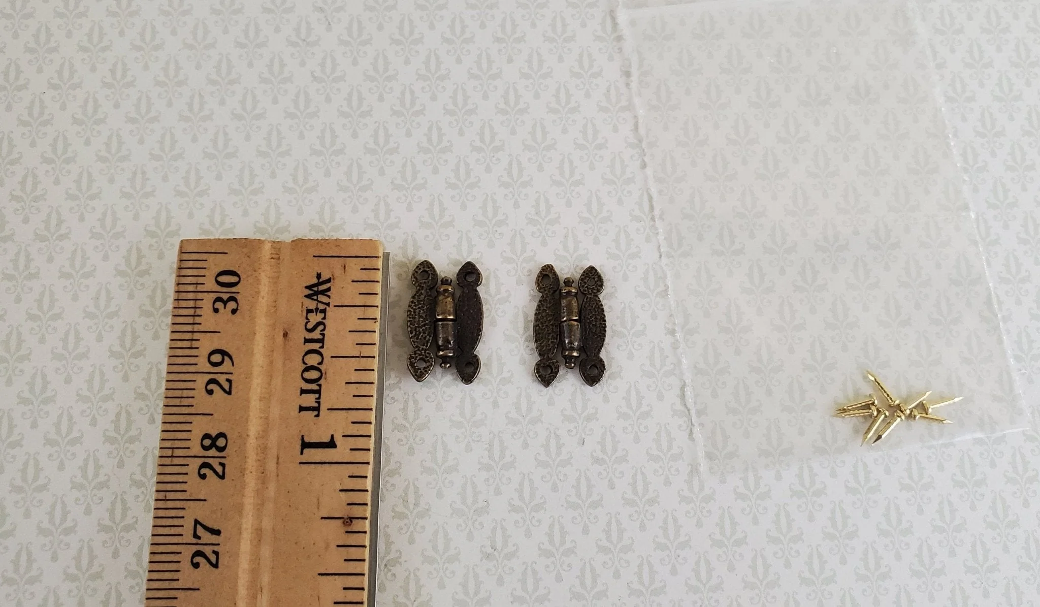 Dollhouse Miniature Butterfly Hinge Antique Style Bronze 1:12 Scale Includes Nails S1510 - Image 2