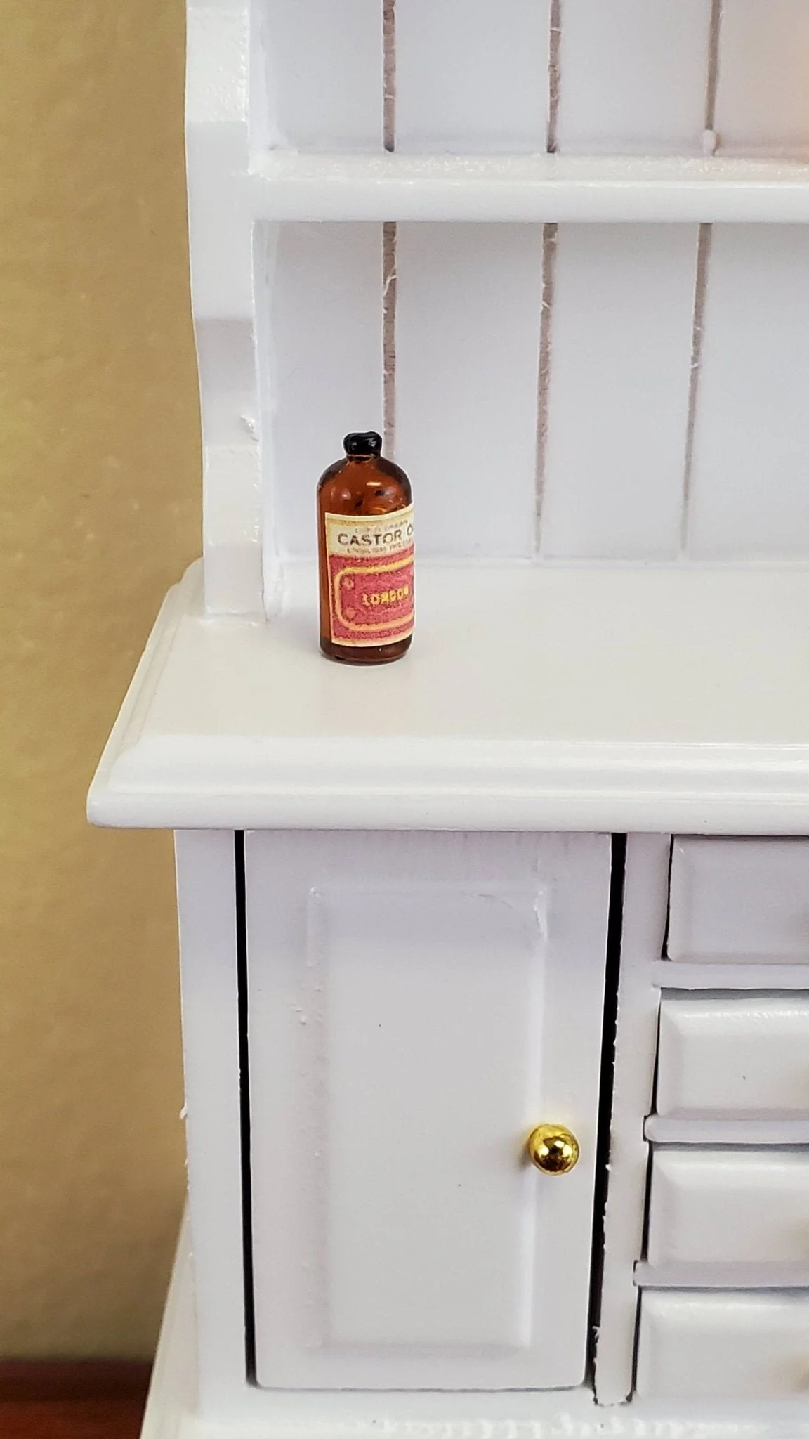 Dollhouse Miniature Castor Oil Old Fashion Style 1:12 Scale Food Groceries Kitchen