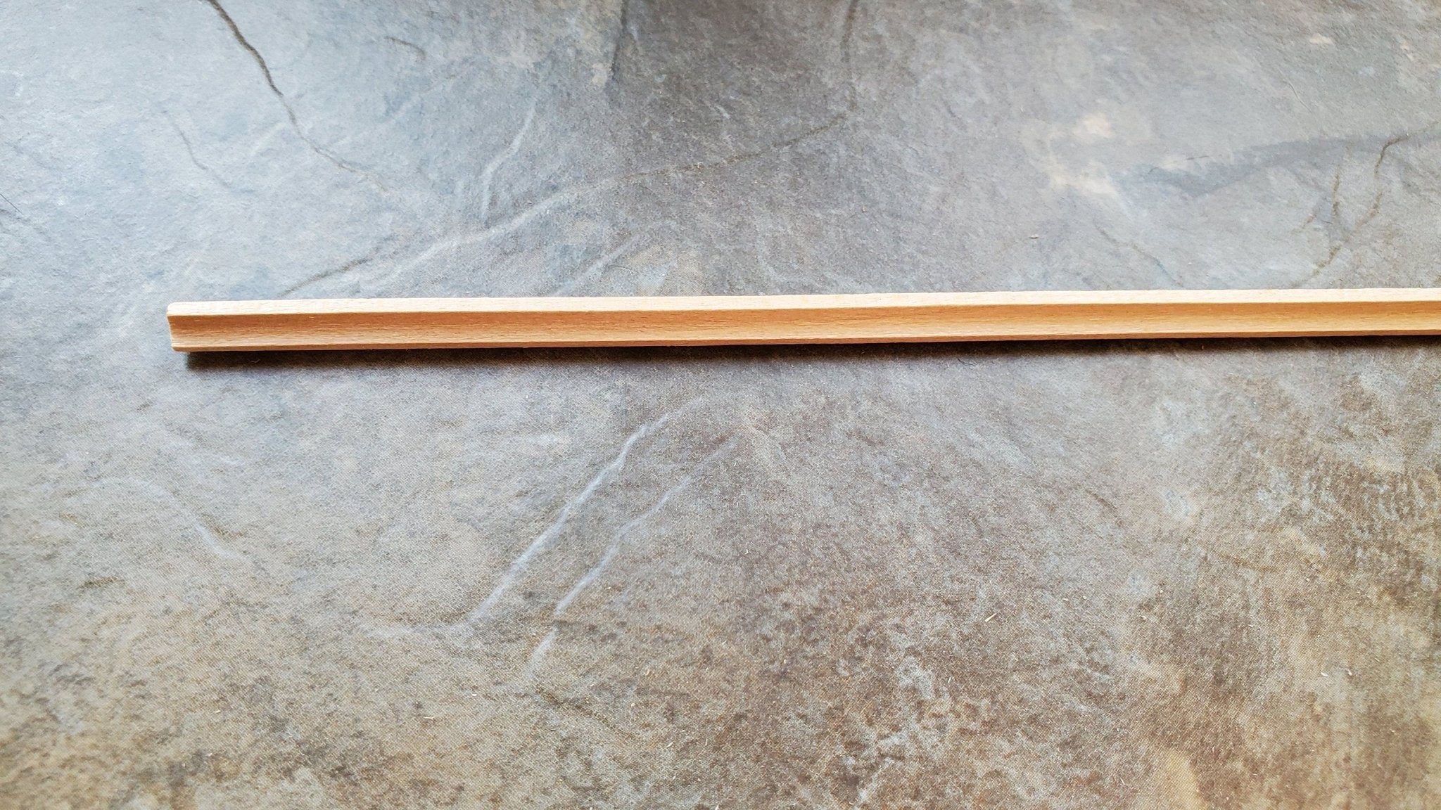 Dollhouse Miniature Cove Molding Trim Wood Strip 1/8" x 18" long 1:12 Scale - Image 3