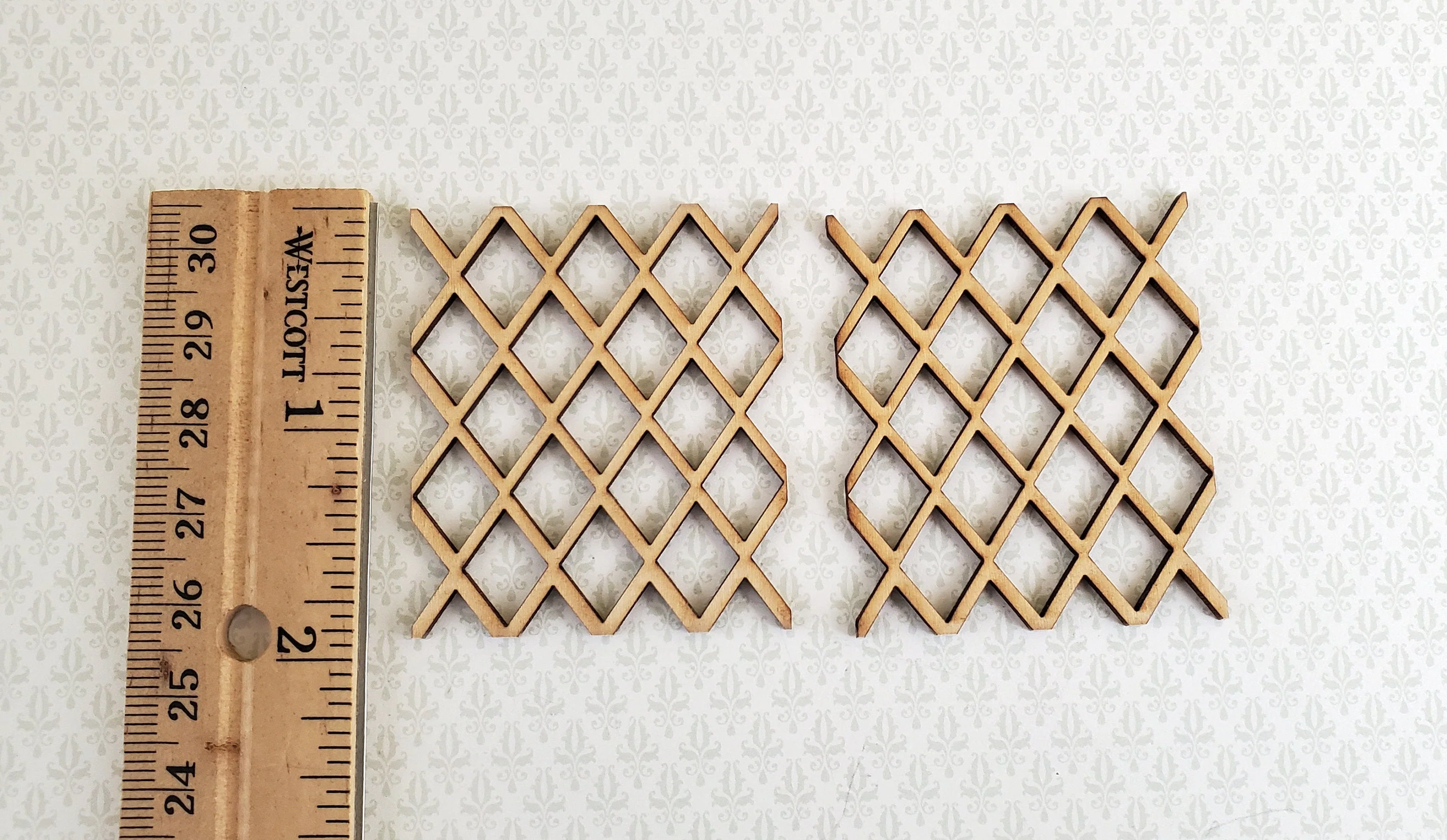 Dollhouse Diamond Window Pane Insert 1:12 Scale Fits Houseworks 5000 Miniatures - Image 2