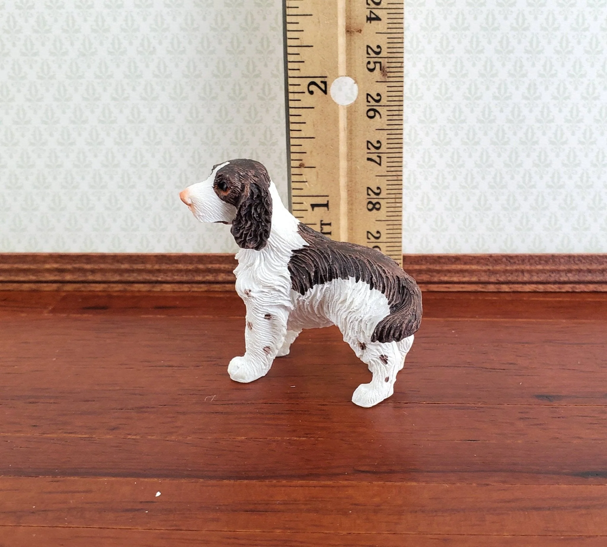 Dollhouse Miniature Dog English Springer Spaniel 1:12 Scale Animal Pet Resin - Image 4