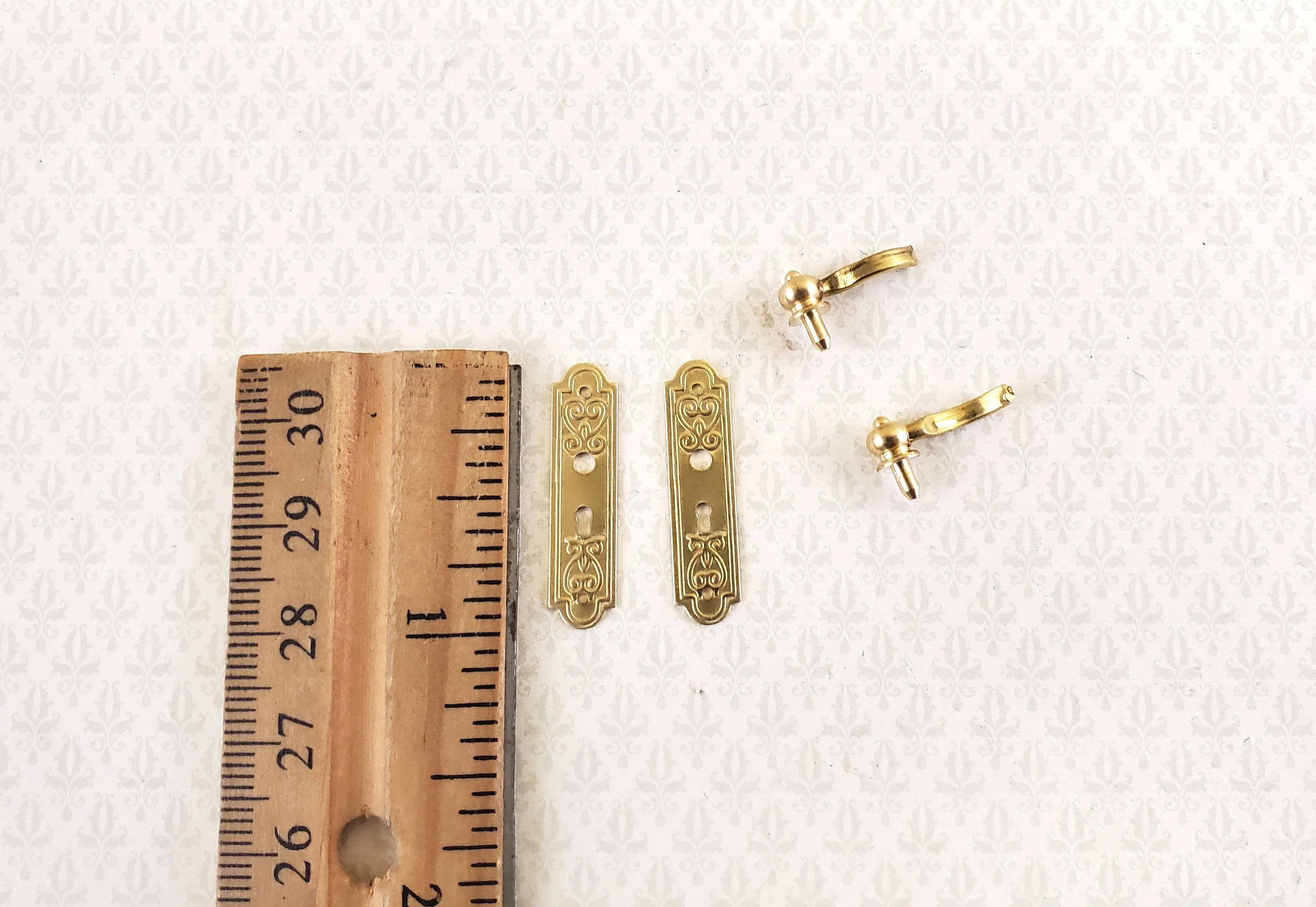 Dollhouse Door Handles with Fancy Plate x2 French Lever Style Gold 1:12 Scale - Image 3