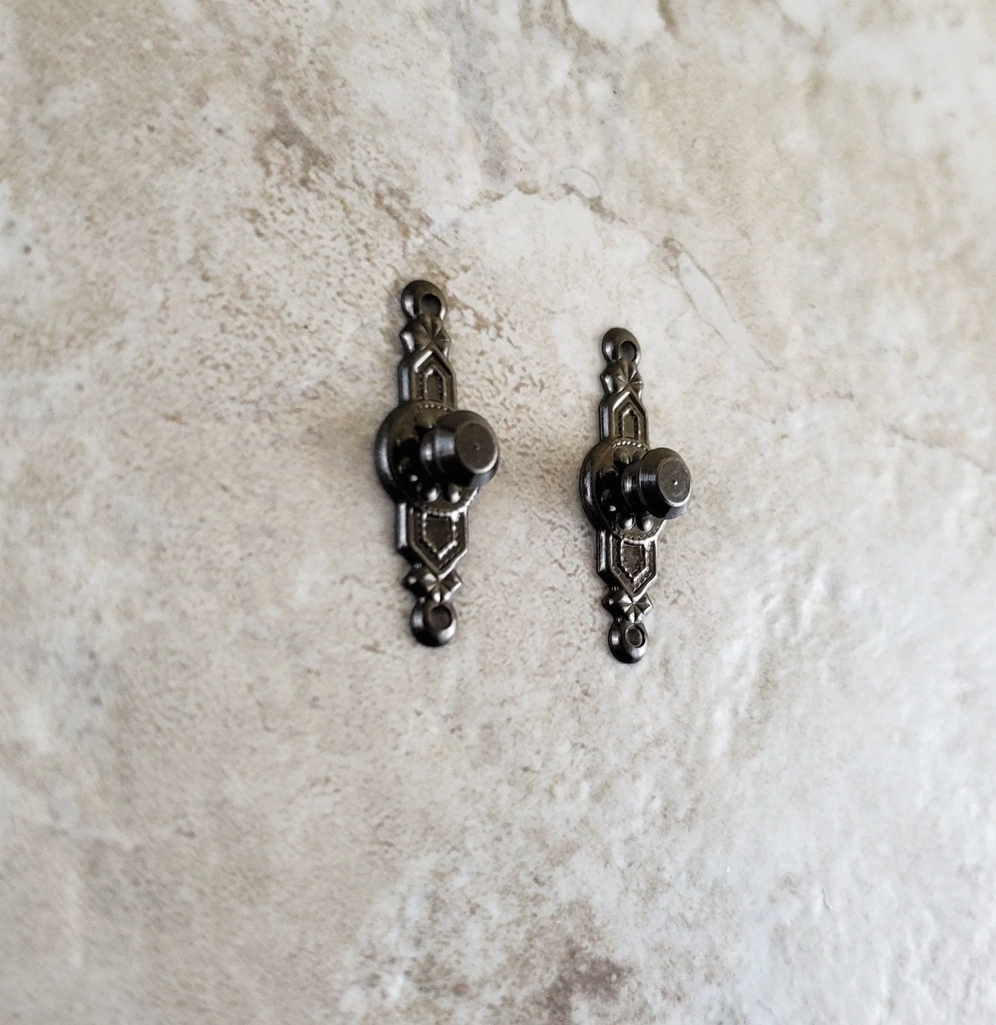 Dollhouse Miniature Doorknobs Handles Fancy Dark Pewter 1 Set 1:12 Scale CLA05512 - Image 2