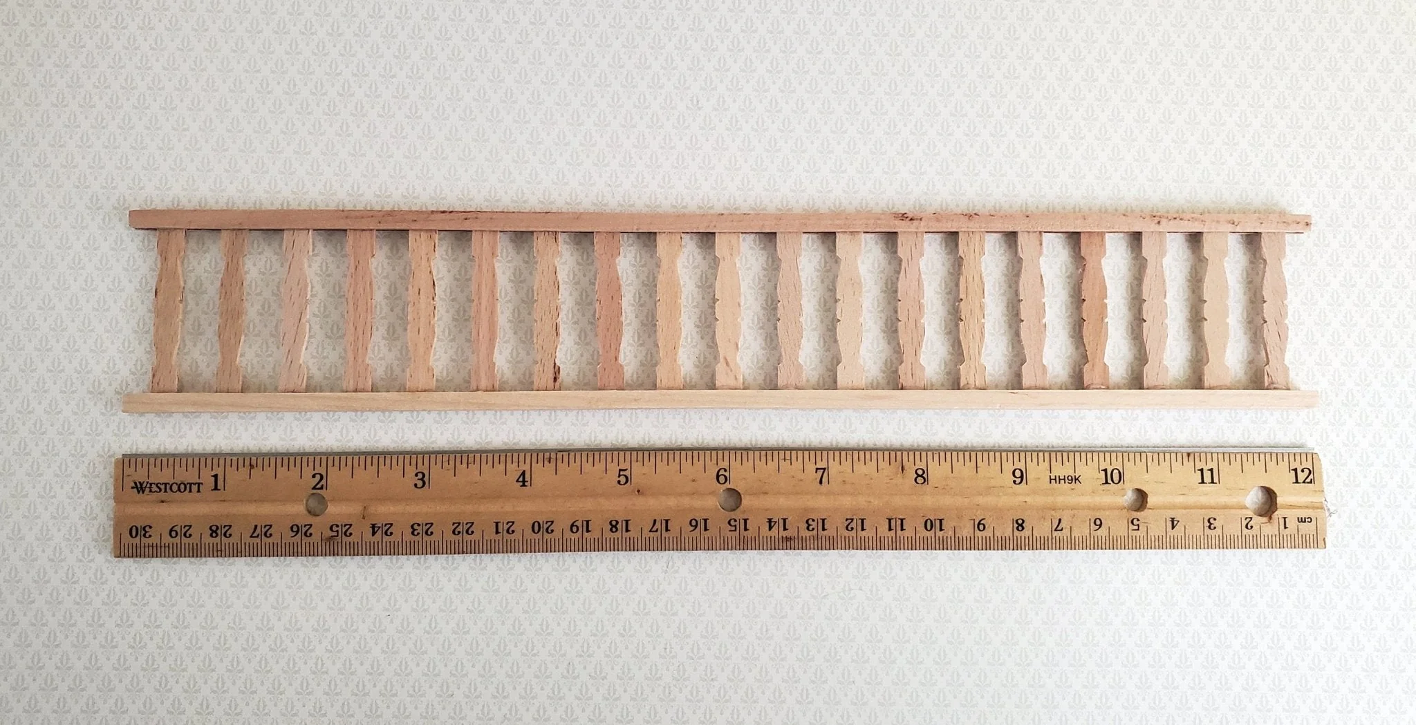 Dollhouse Miniature Fence Railing 1 Piece for Porches Decks Gardens 1:12 Scale - Image 3