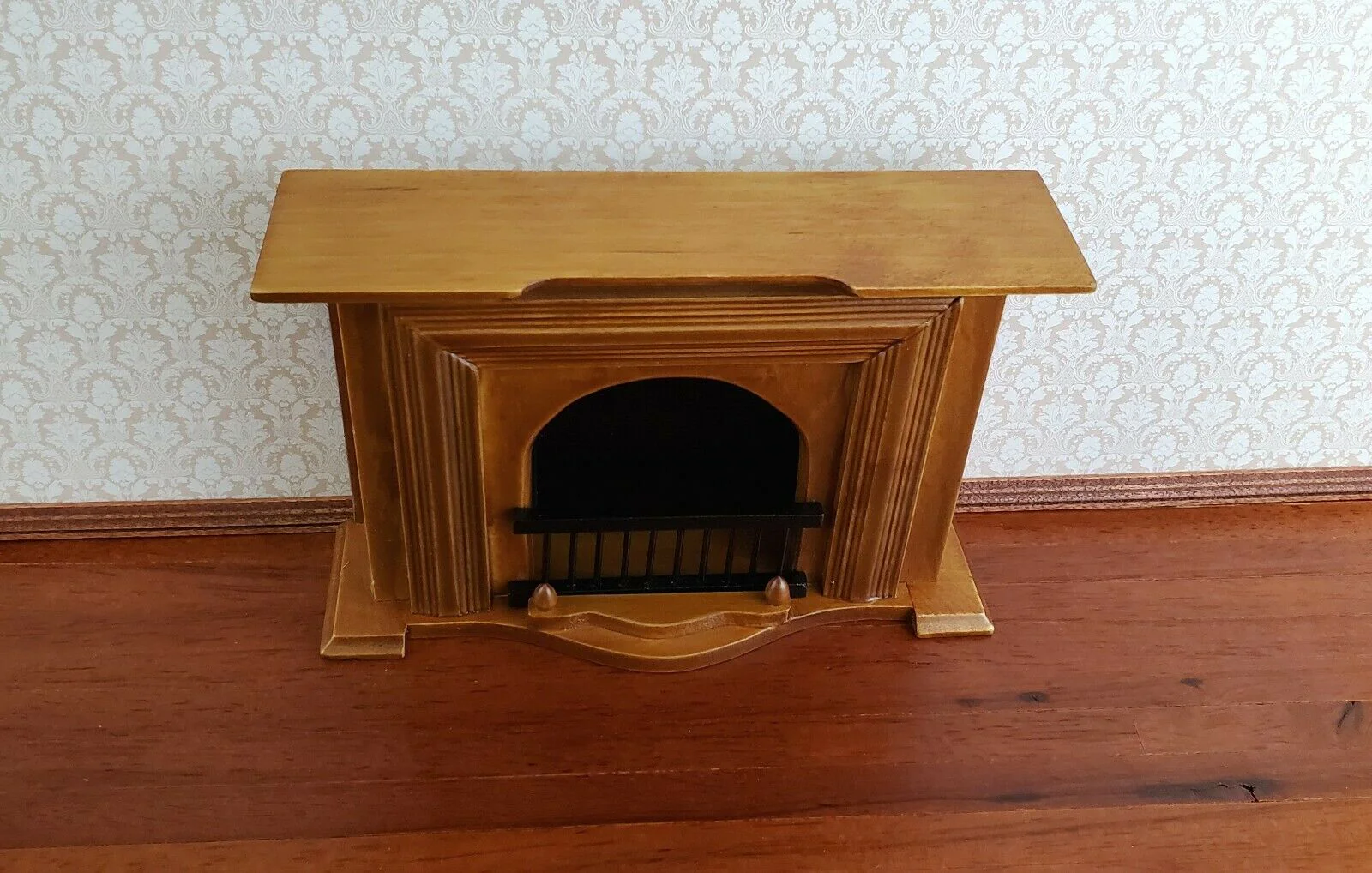 Dollhouse Miniature Fireplace Large Walnut Finish 1:12 Scale Furniture - Image 3