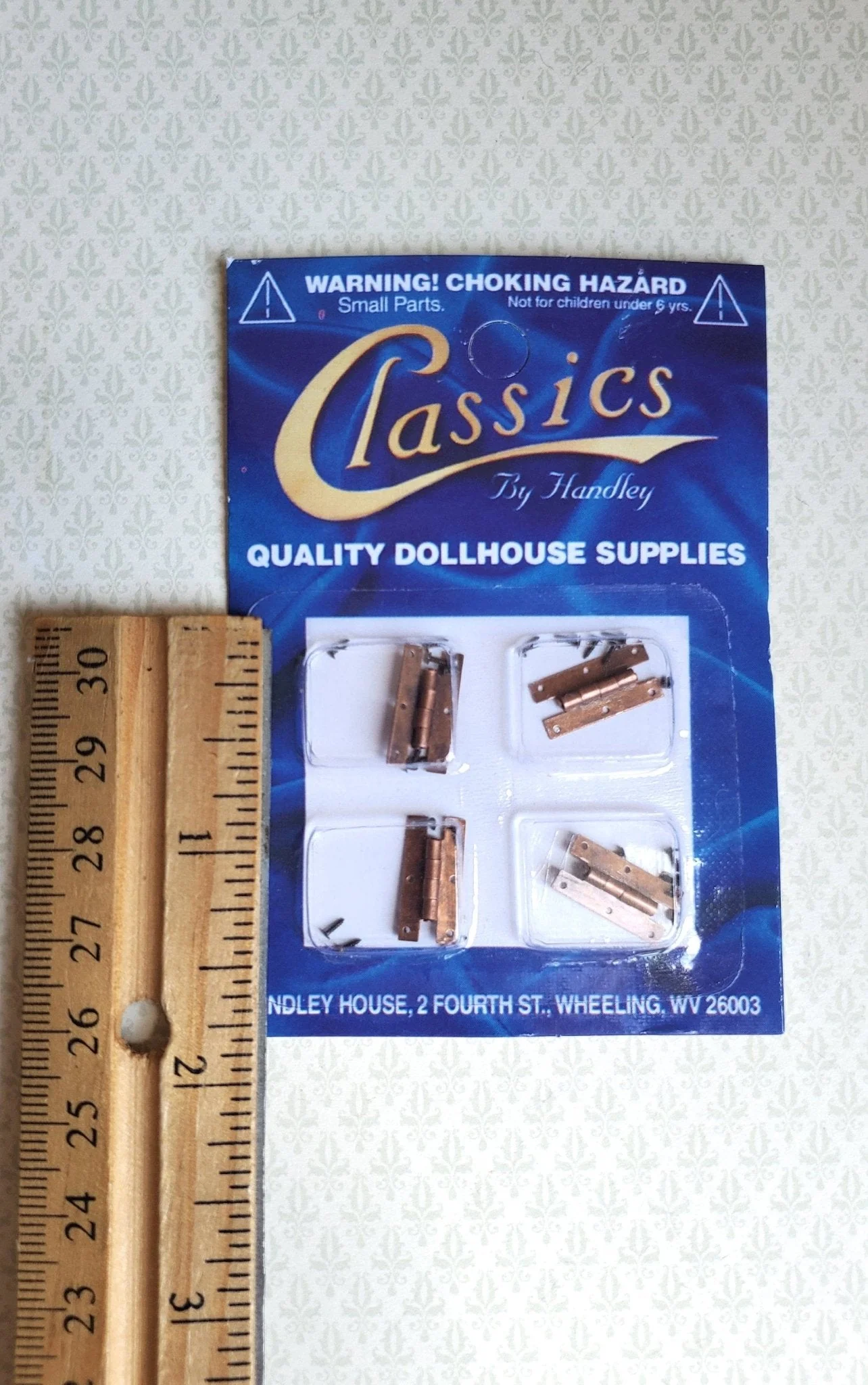 Dollhouse Miniature H Hinges Working Bronze x4 1:12 Scale Includes Nails - Image 2