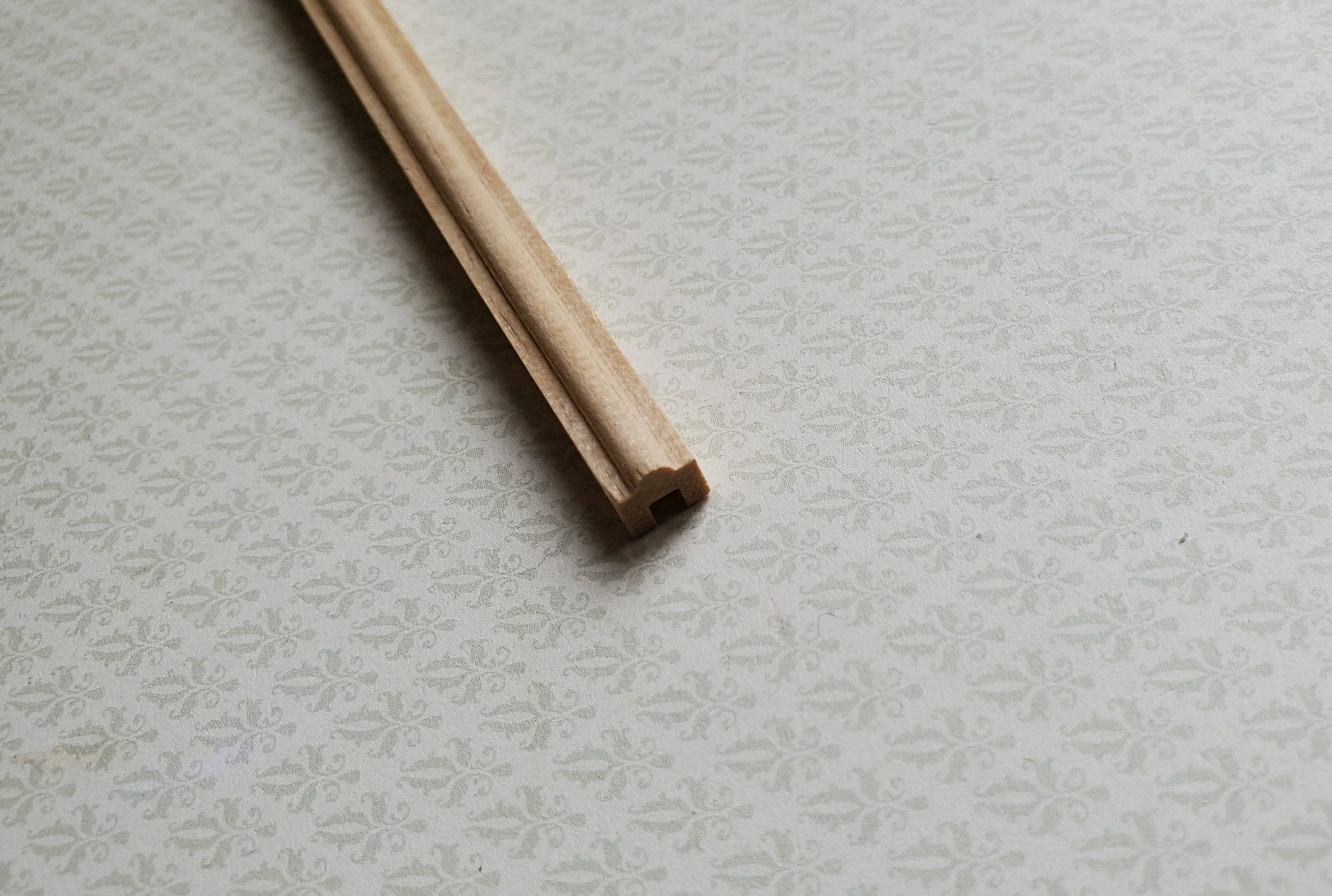 Dollhouse Handrail Banister for Stairs 1/4" w x 18" long 1:12 Scale HW7020 - Image 3